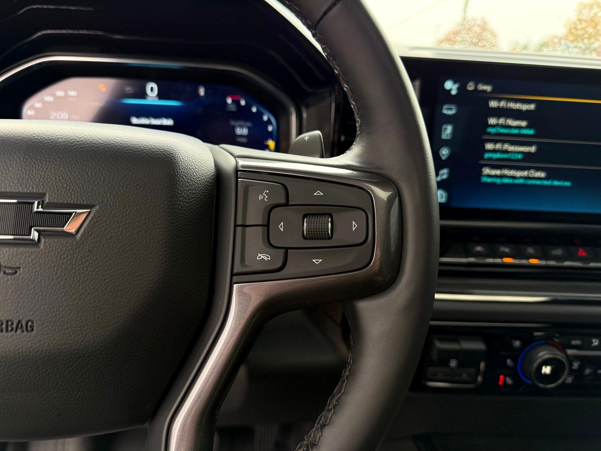 Chevrolet Silverado 1500  2025