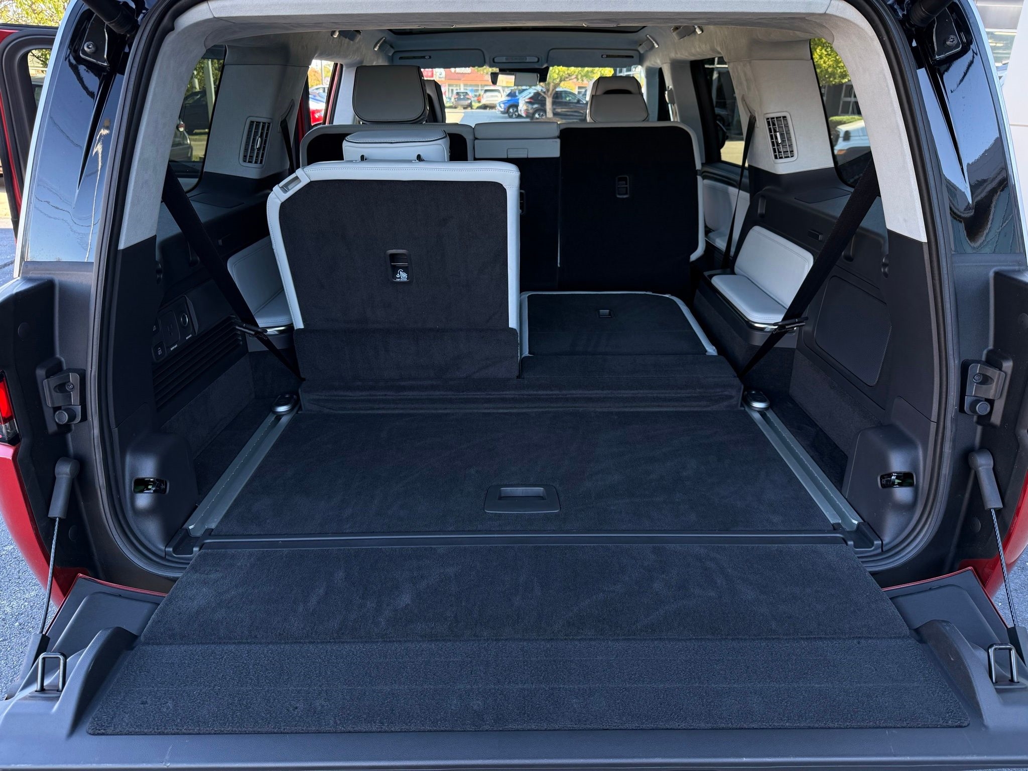 Rivian R1S  2025 Rivian R1S  2025