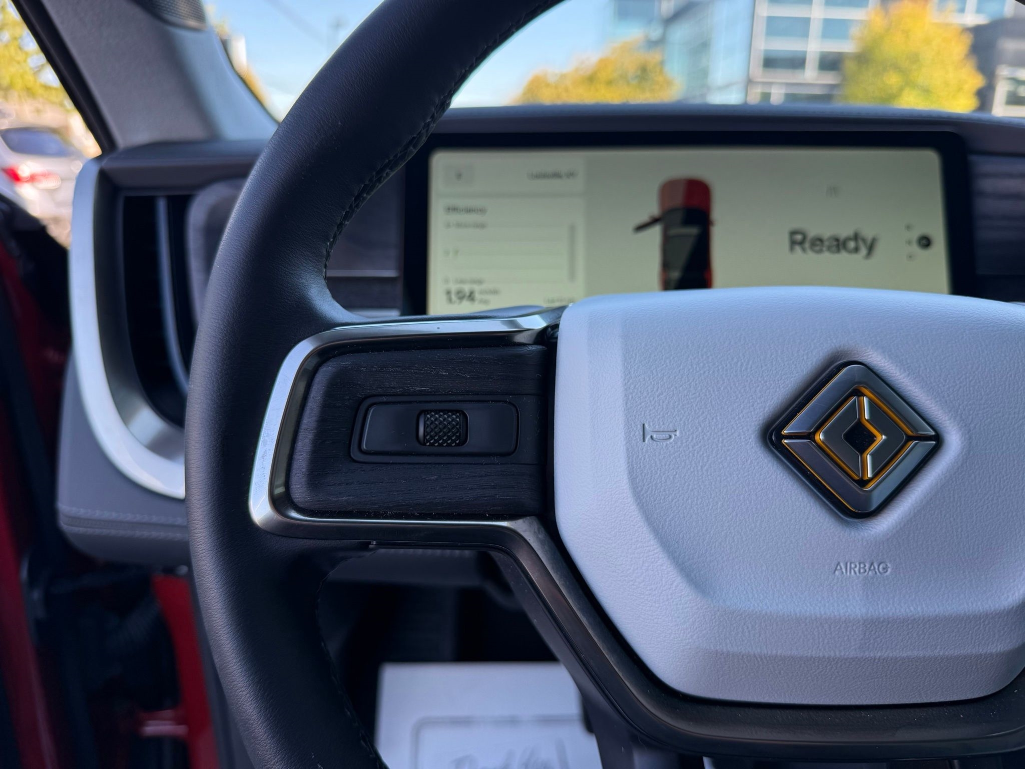 Rivian R1S  2025 Rivian R1S  2025