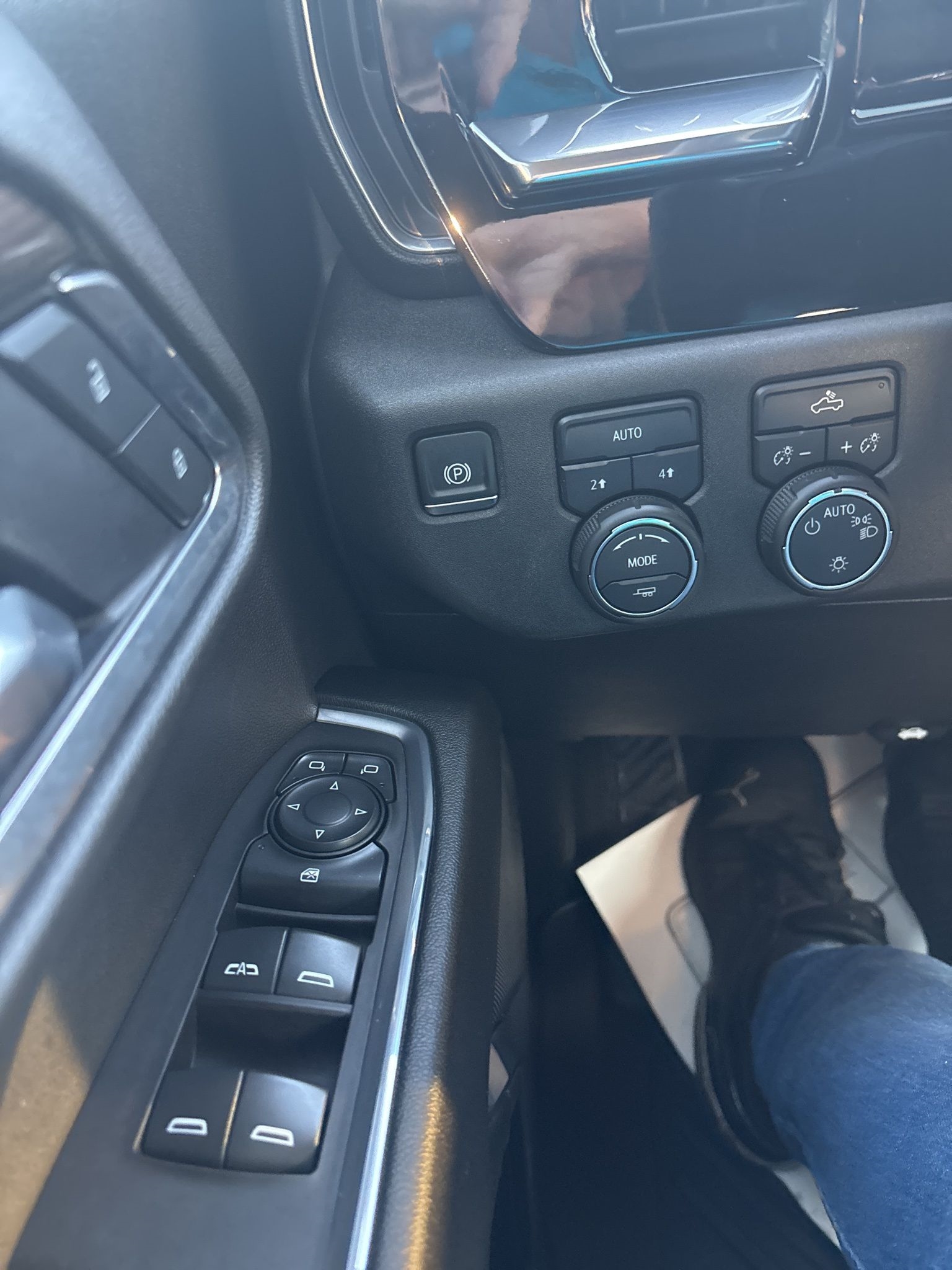 Chevrolet Silverado 1500  2025