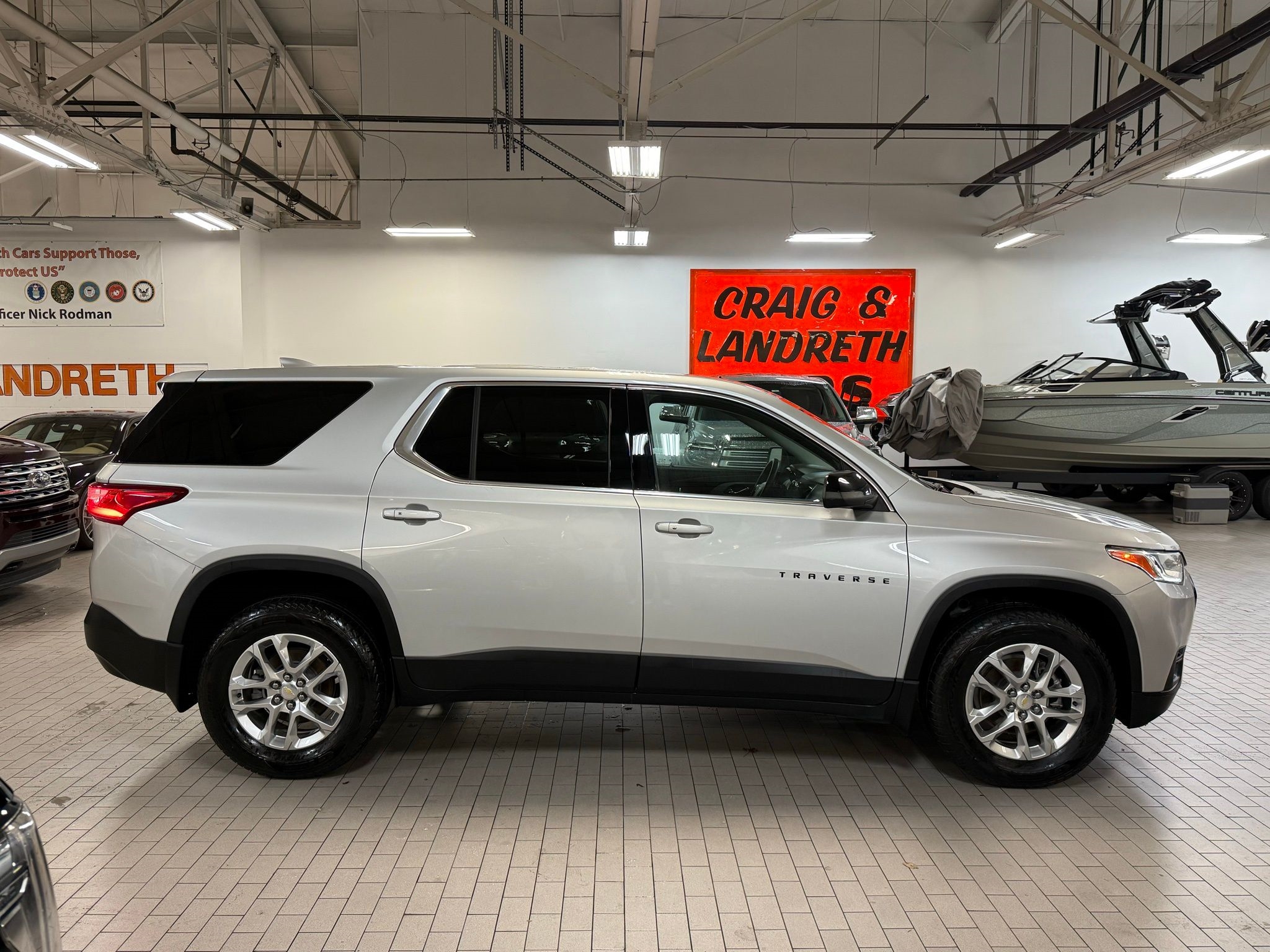 Chevrolet Traverse  2021