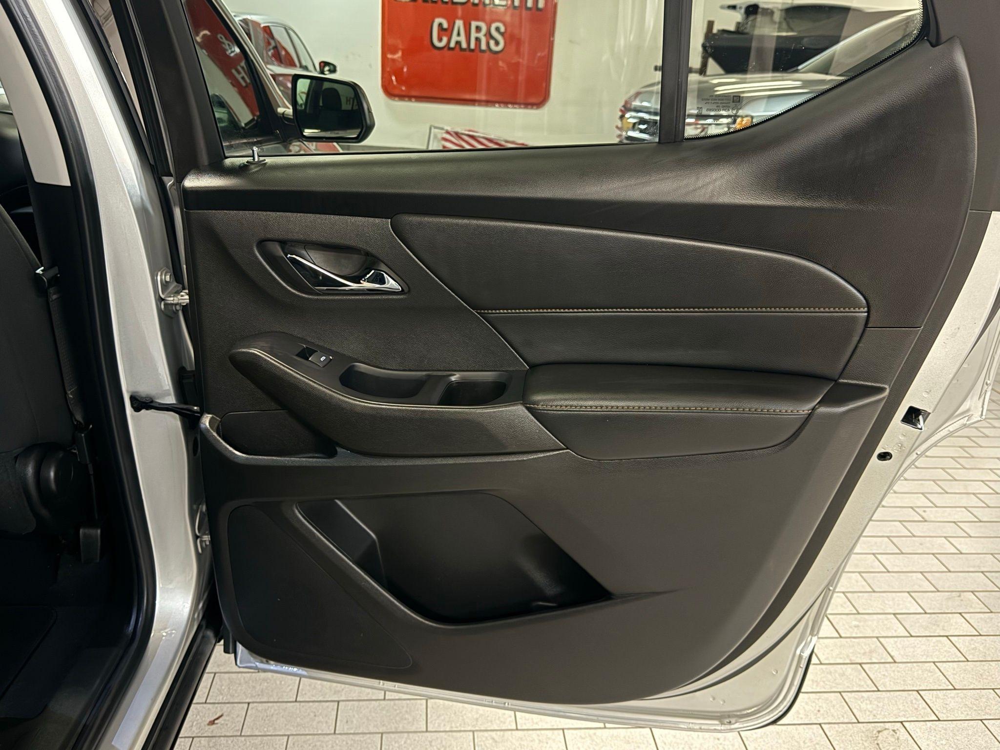 Chevrolet Traverse  2021