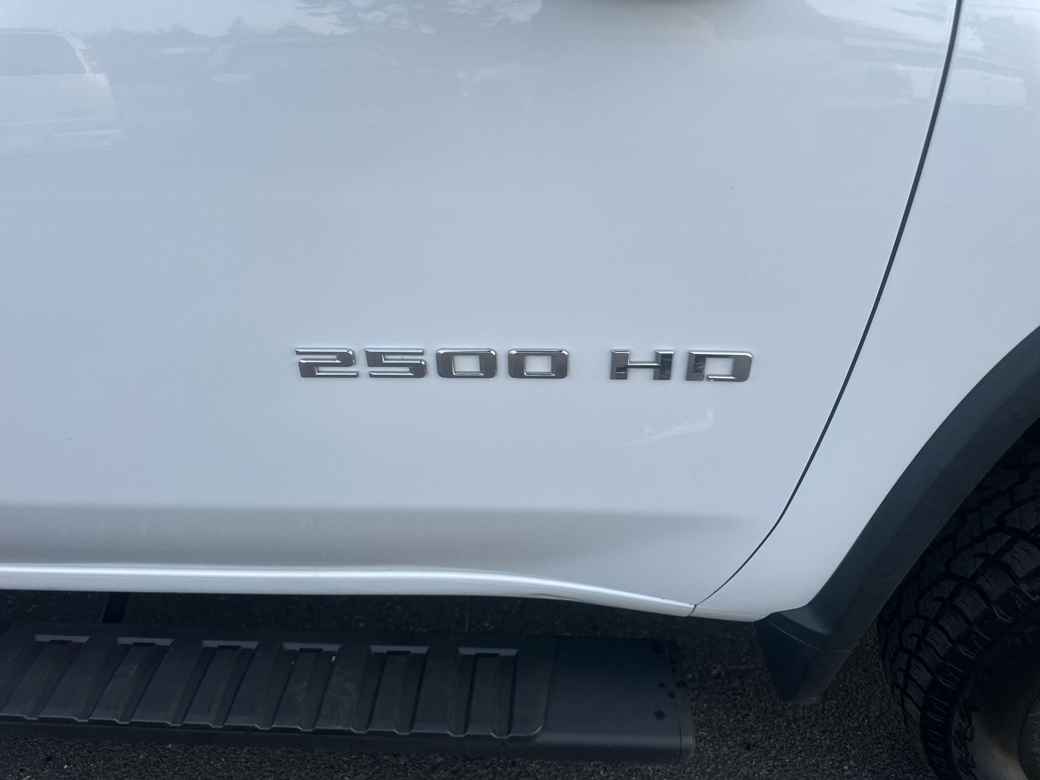 Chevrolet Silverado 2500HD  2021