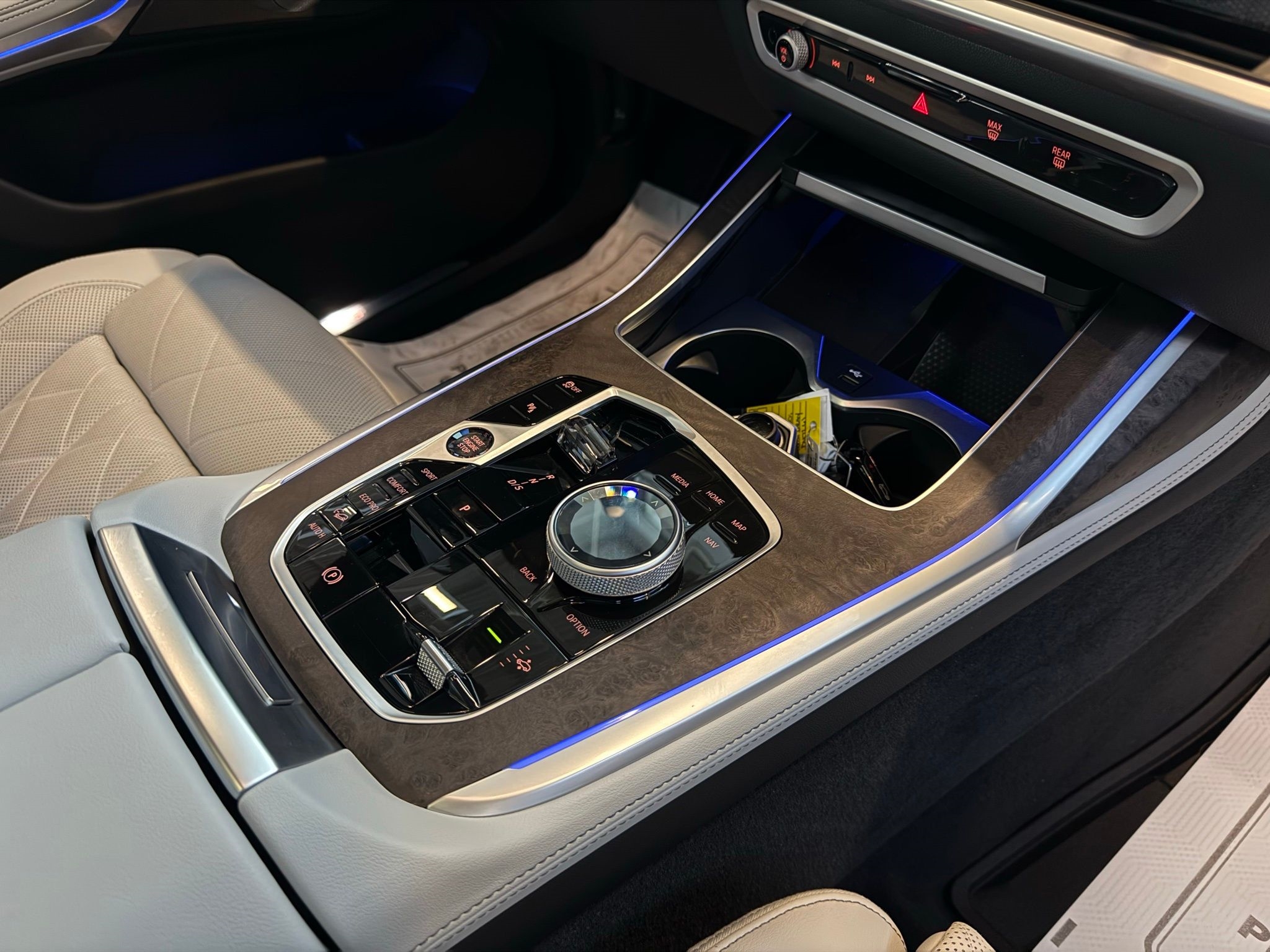 BMW X7  2025 BMW X7  2025