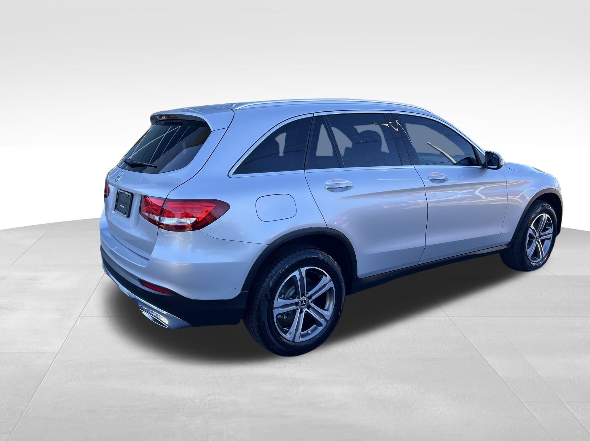 Mercedes-Benz GLC  2018 Mercedes-Benz GLC  2018