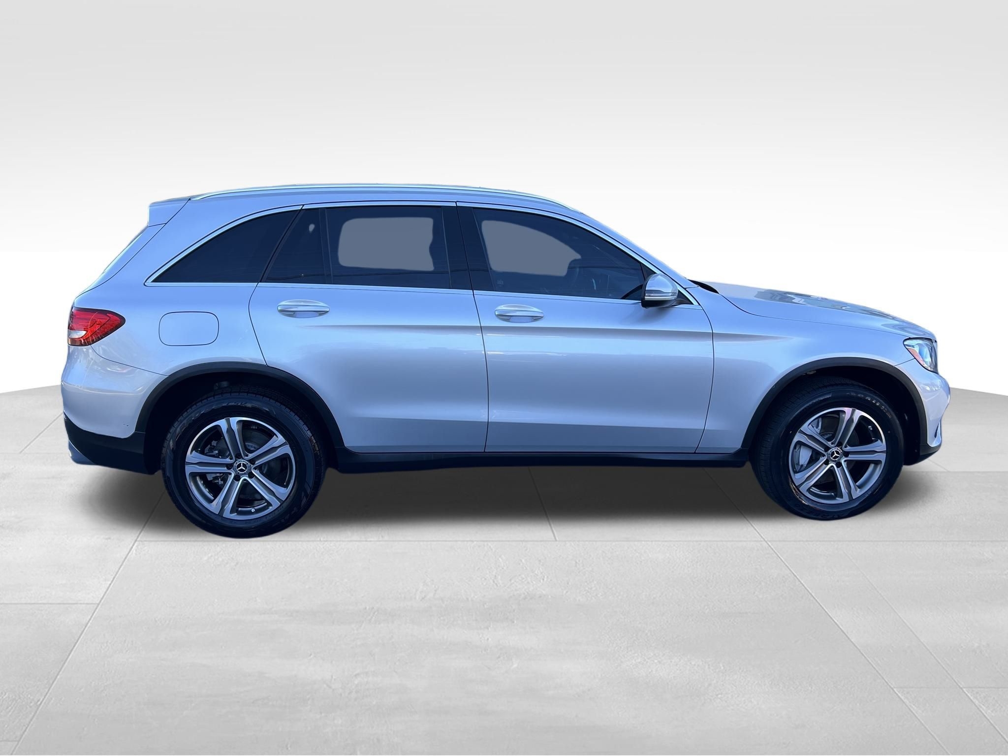 Mercedes-Benz GLC  2018 Mercedes-Benz GLC  2018