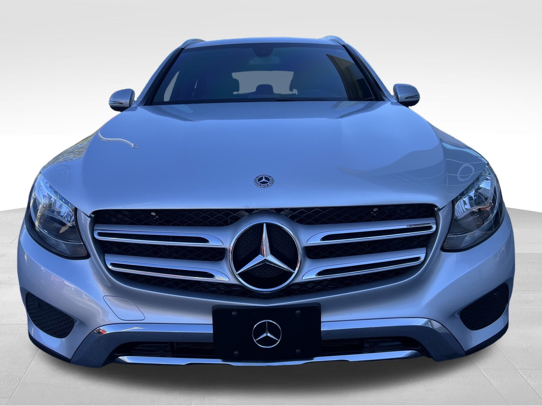 Mercedes-Benz GLC  2018 Mercedes-Benz GLC  2018