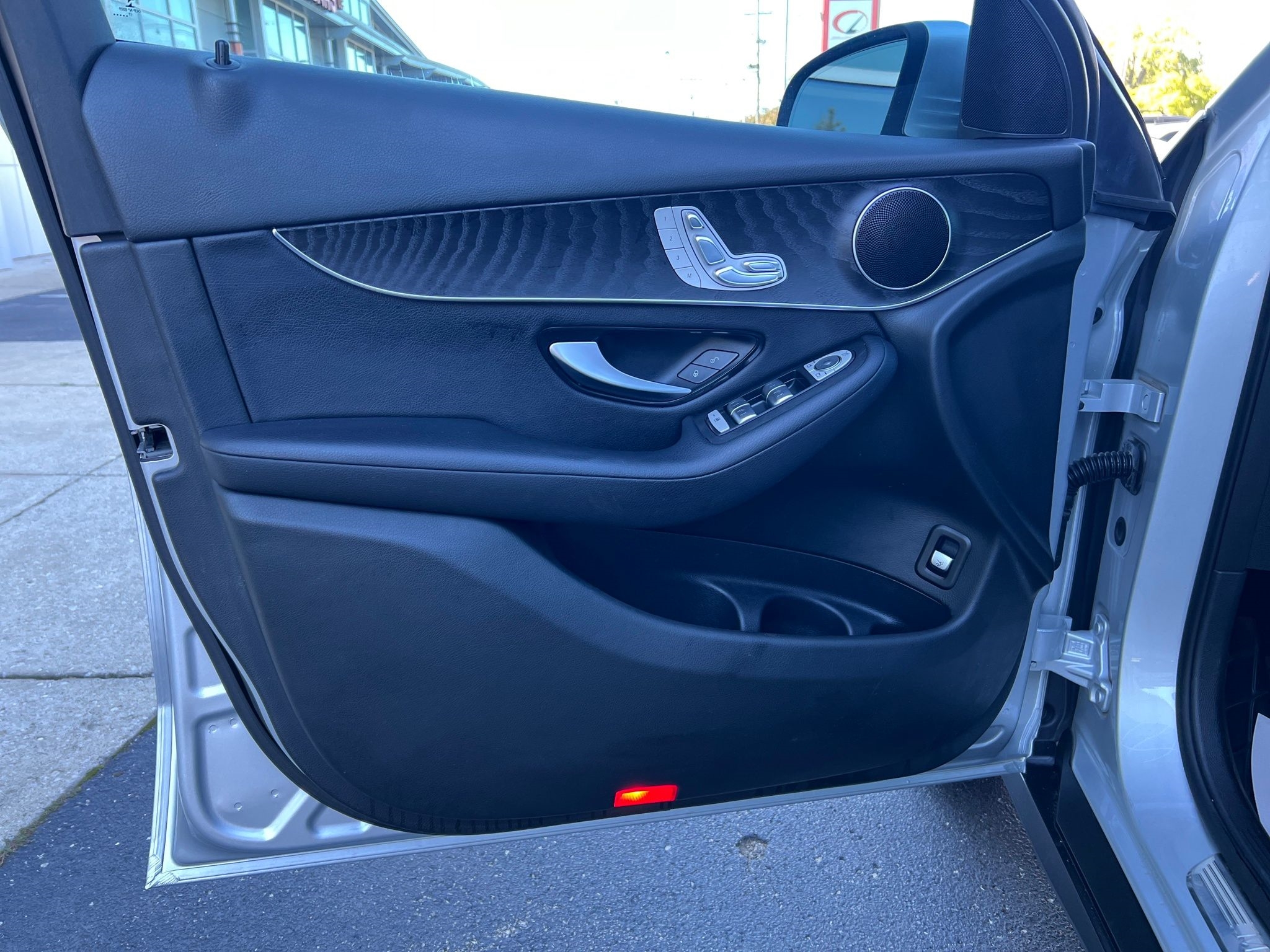 Mercedes-Benz GLC  2018 Mercedes-Benz GLC  2018