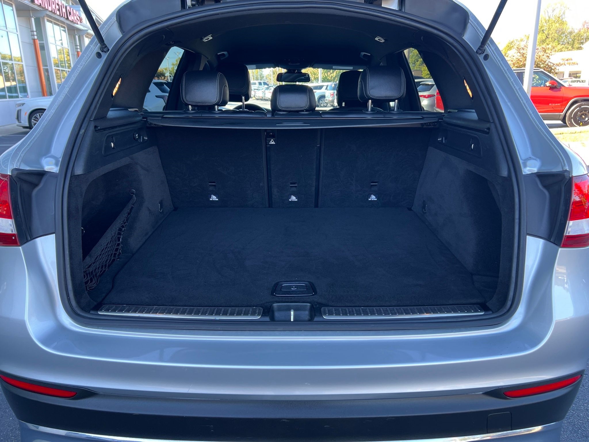 Mercedes-Benz GLC  2018 Mercedes-Benz GLC  2018