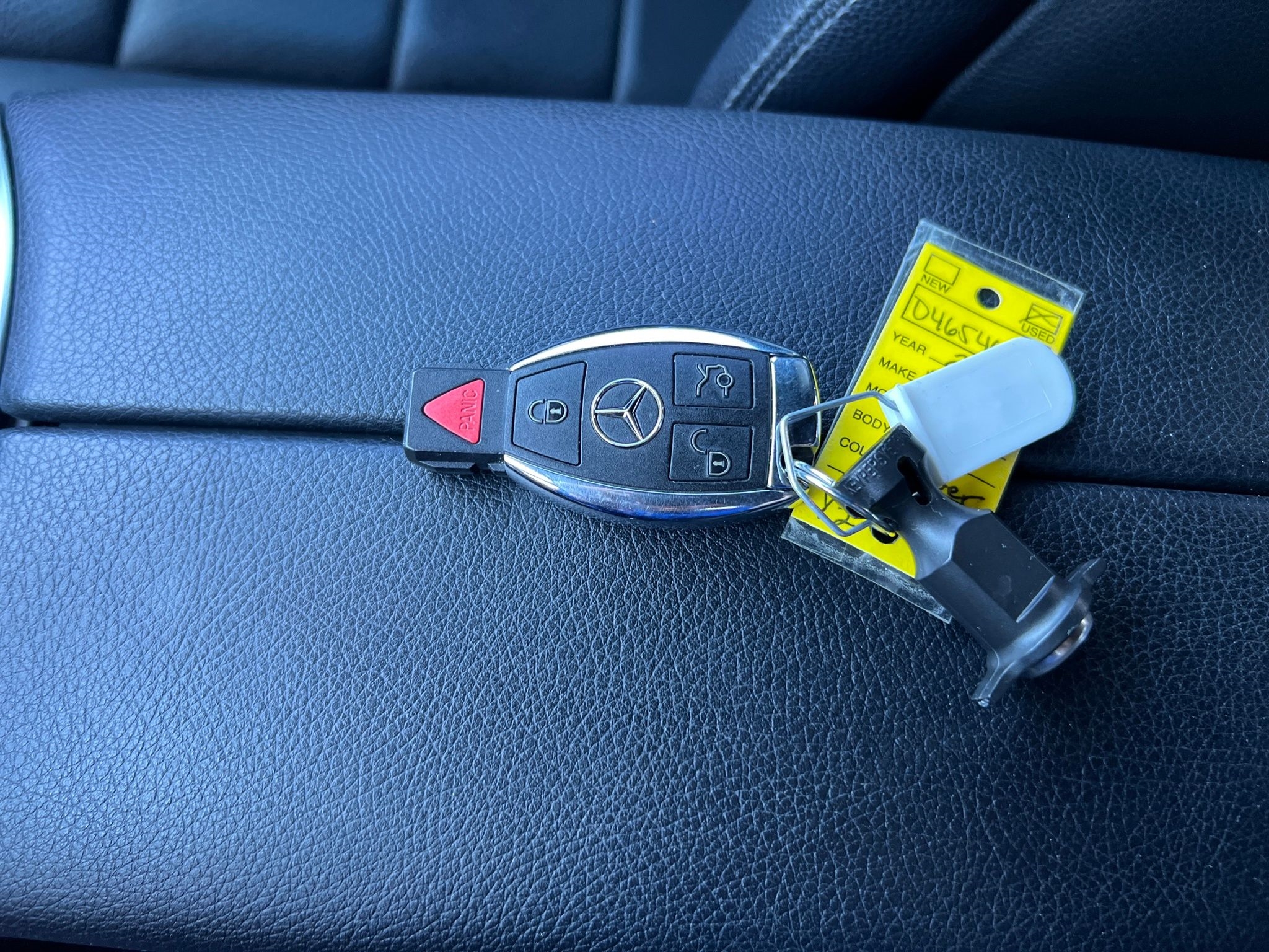 Mercedes-Benz GLC  2018 Mercedes-Benz GLC  2018