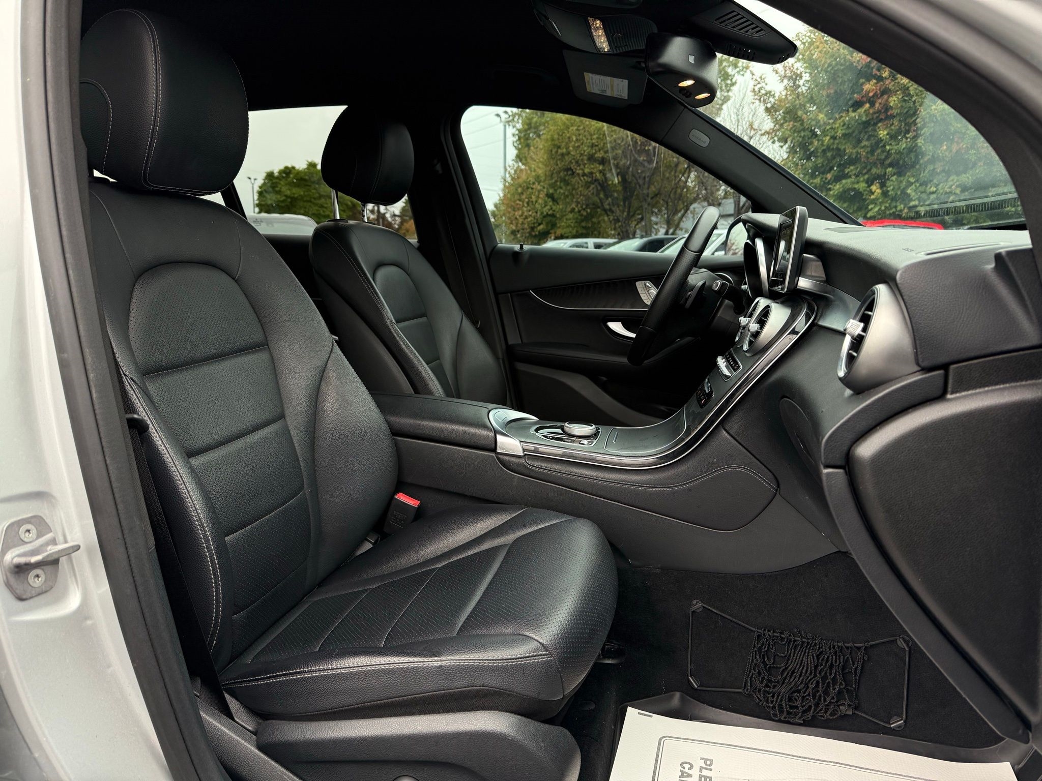 Mercedes-Benz GLC  2018 Mercedes-Benz GLC  2018