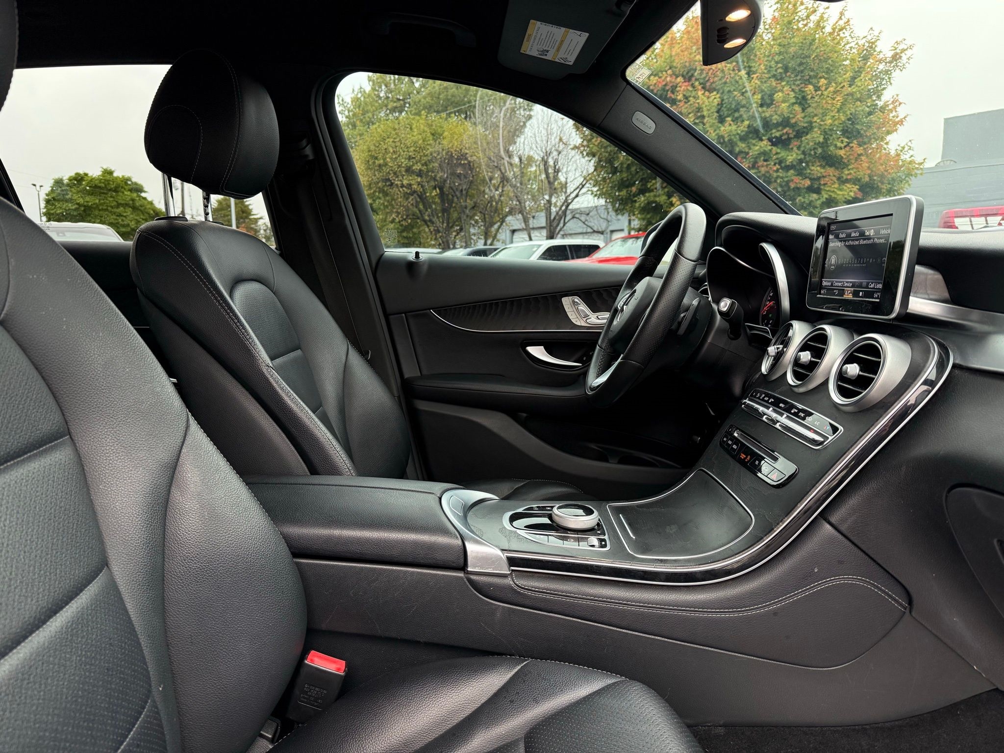 Mercedes-Benz GLC  2018 Mercedes-Benz GLC  2018