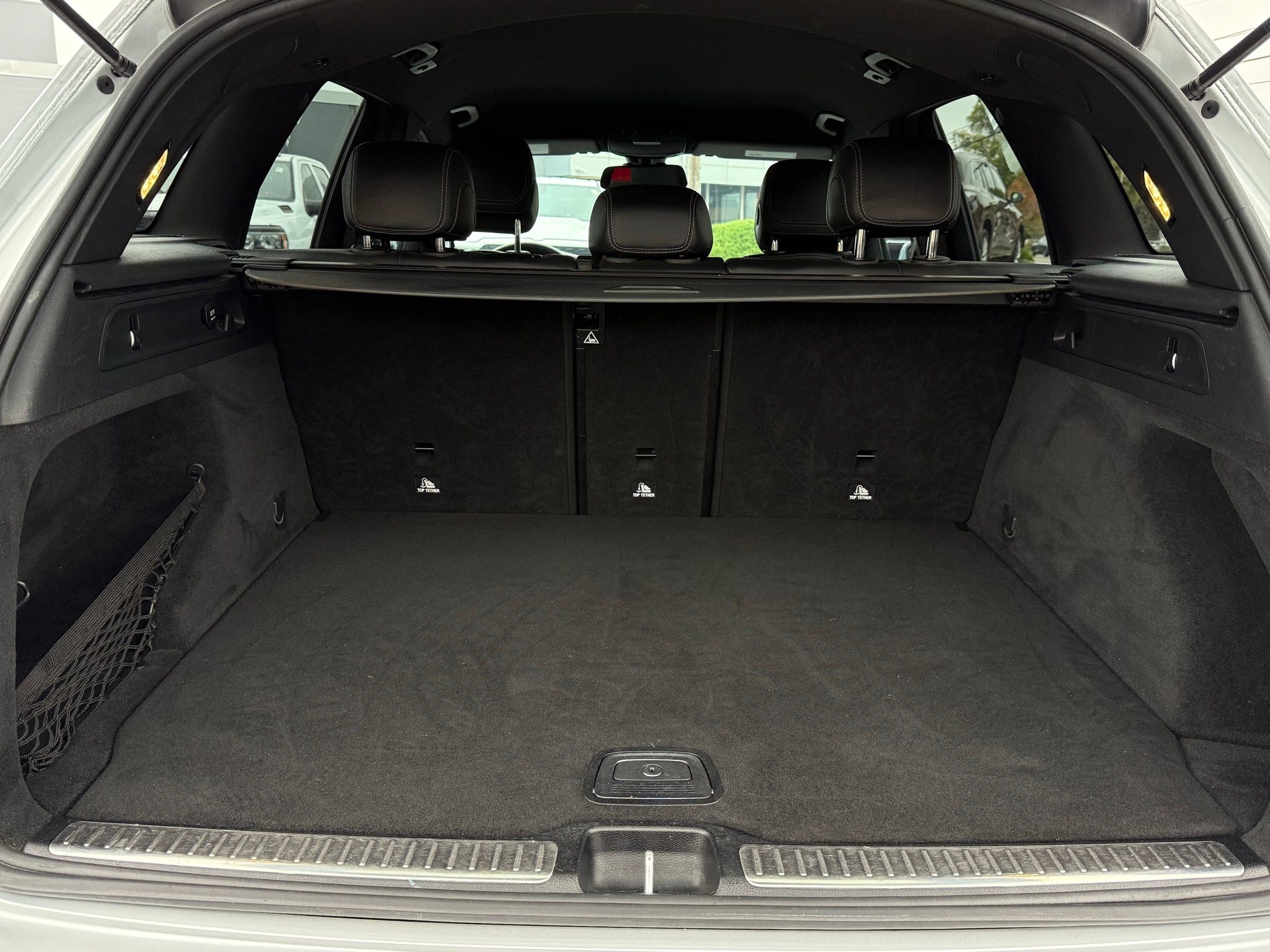 Mercedes-Benz GLC  2018 Mercedes-Benz GLC  2018