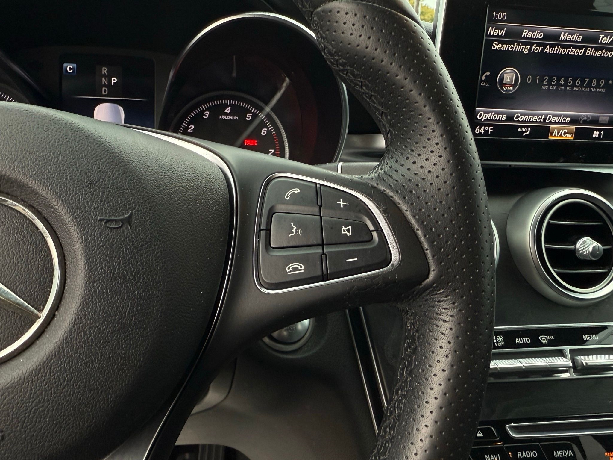 Mercedes-Benz GLC  2018 Mercedes-Benz GLC  2018