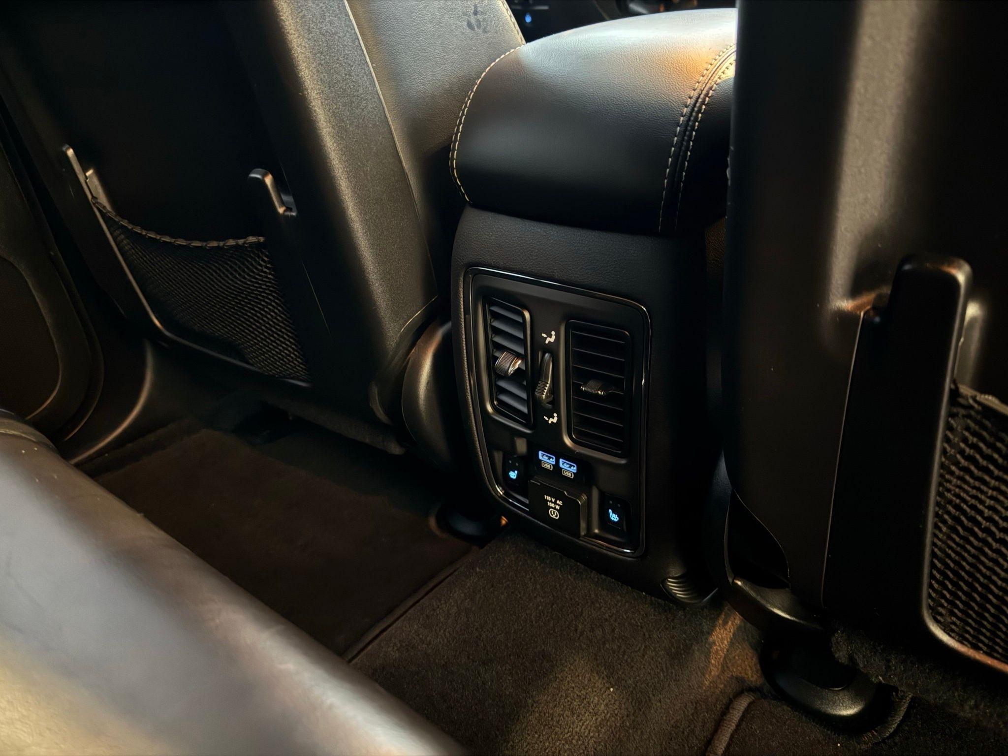 Jeep Grand Cherokee  2015