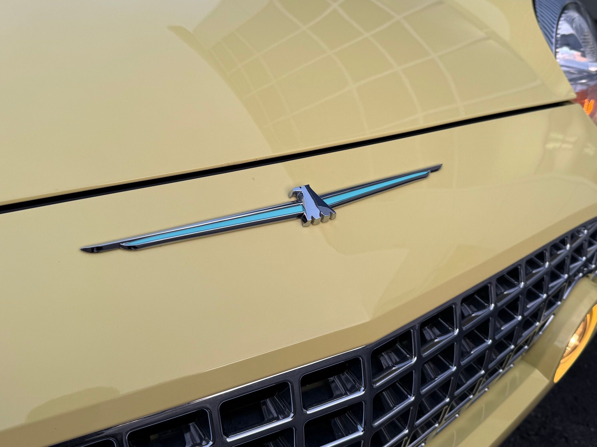 Ford Thunderbird  2002