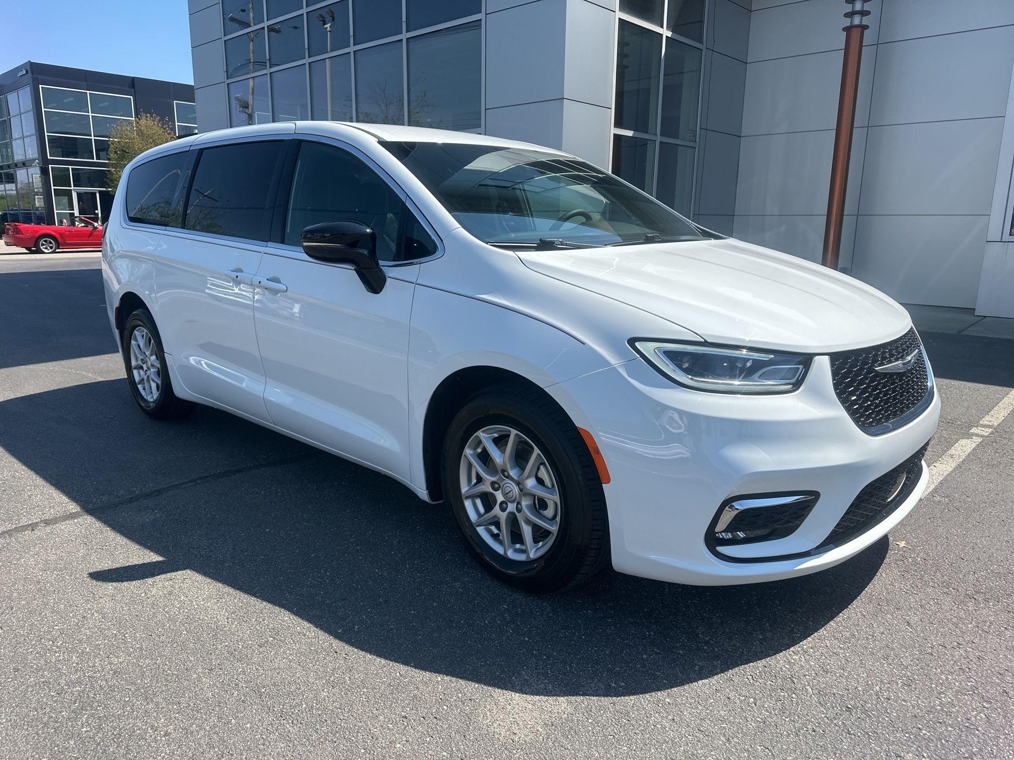 Chrysler Pacifica  2025