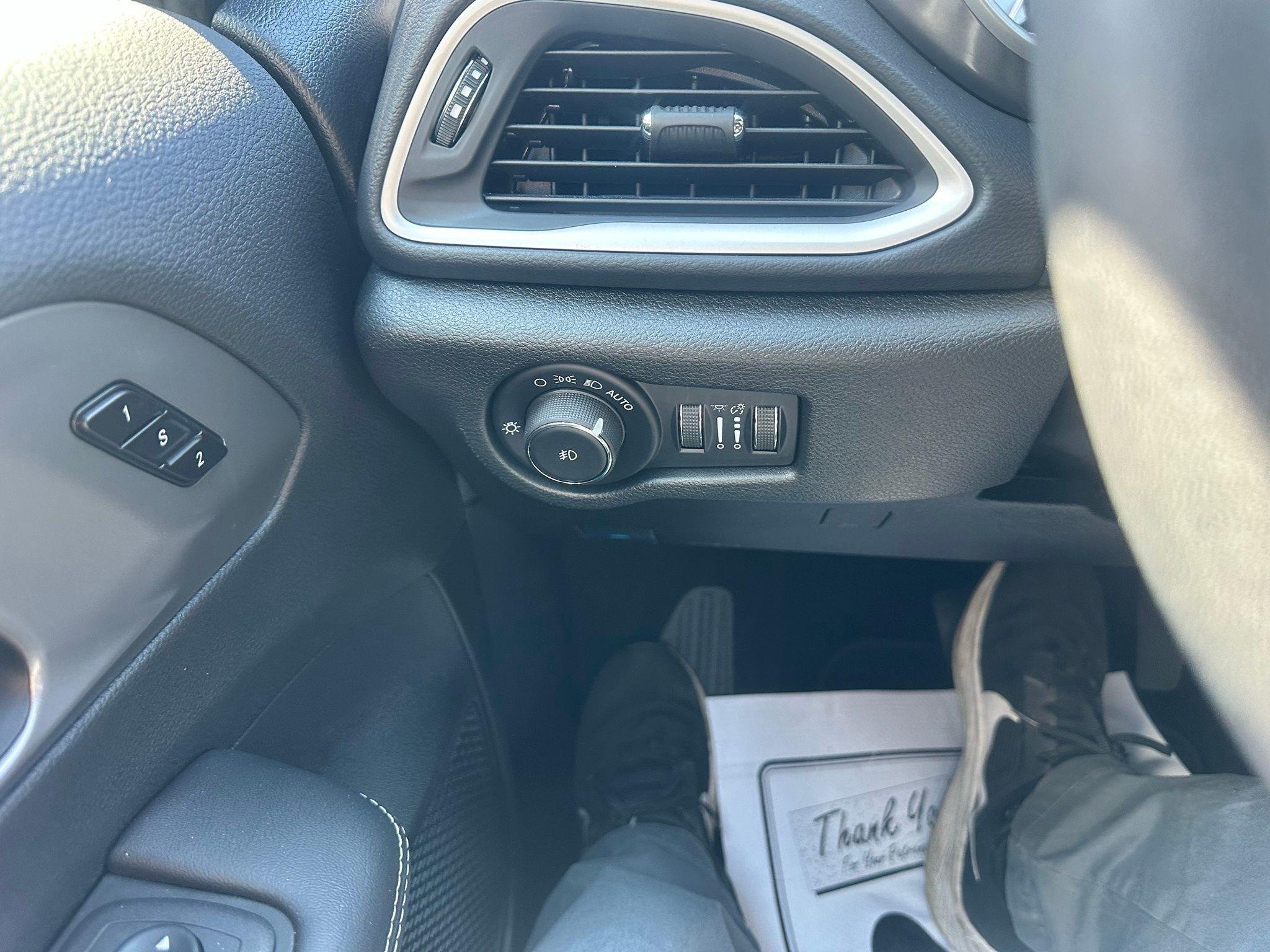 Chrysler Pacifica  2025