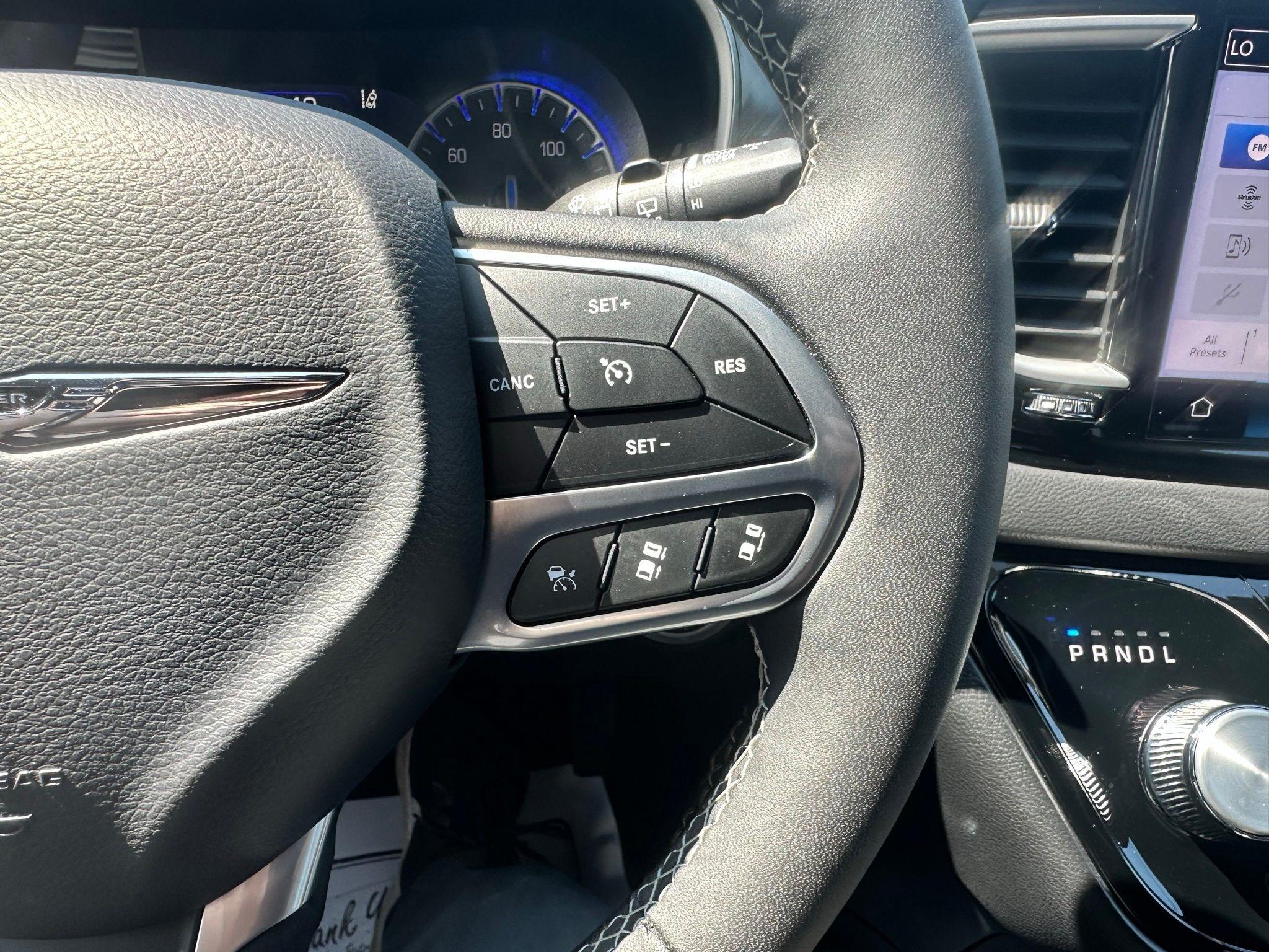 Chrysler Pacifica  2025