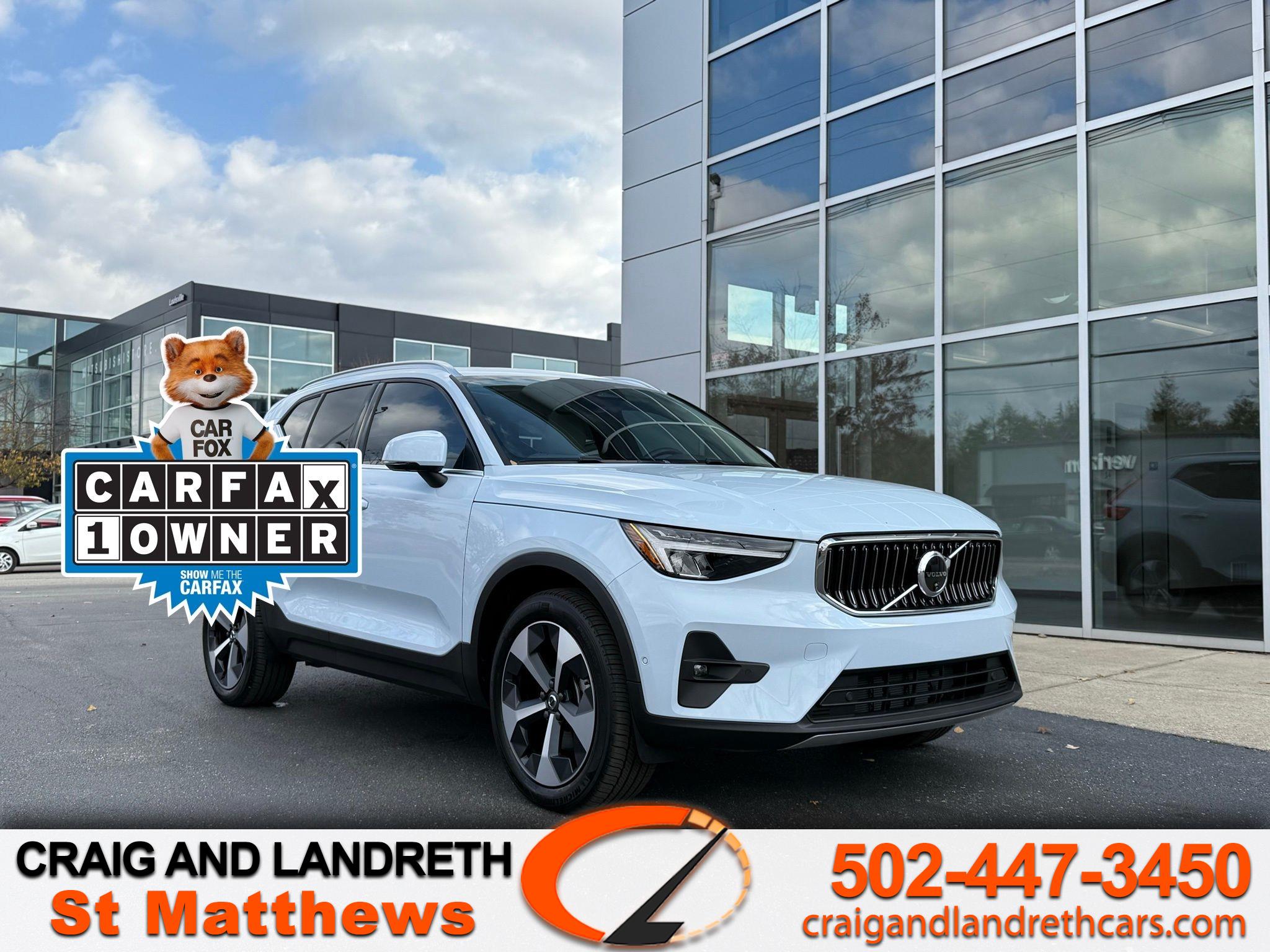 2025 Volvo XC40 B5 Plus Bright Theme