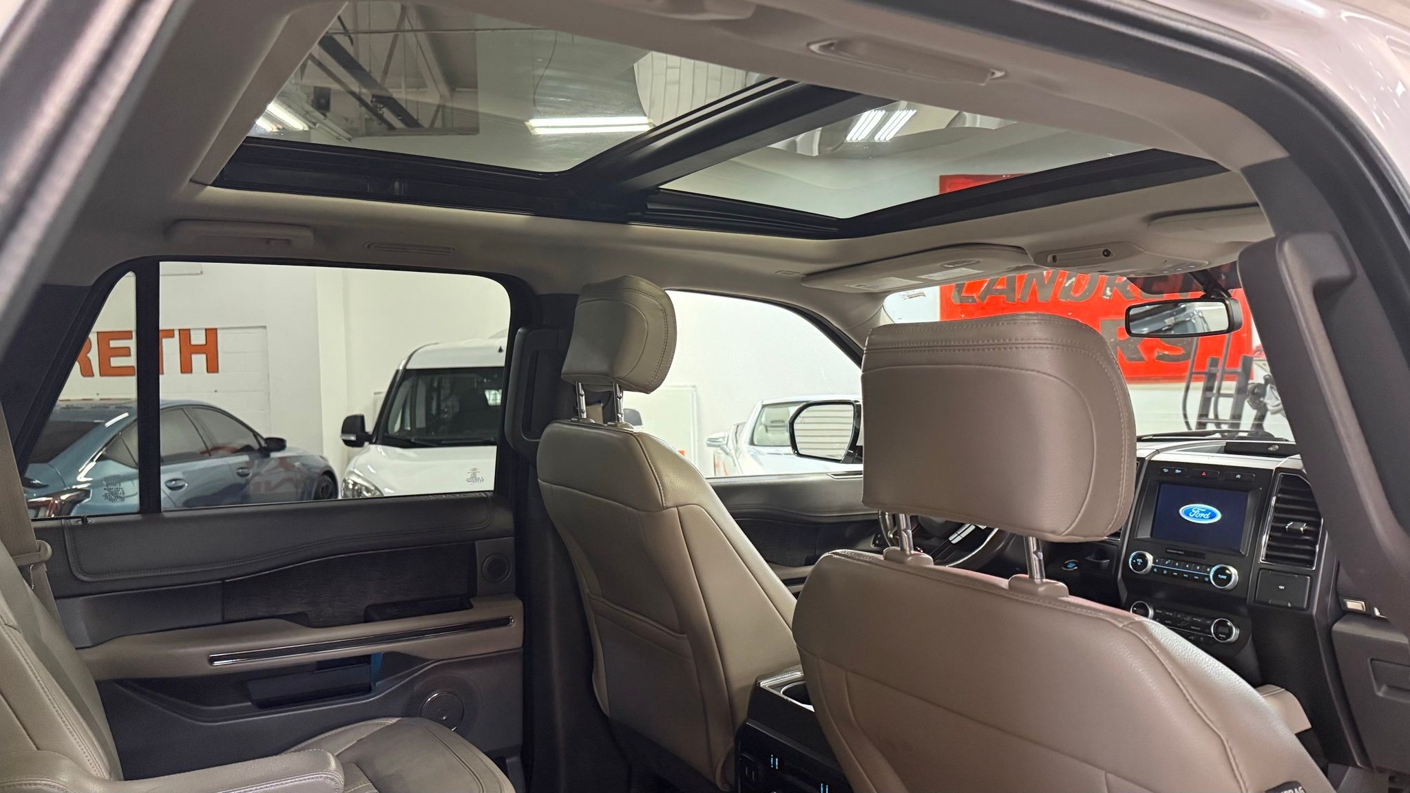 Ford Expedition  2019