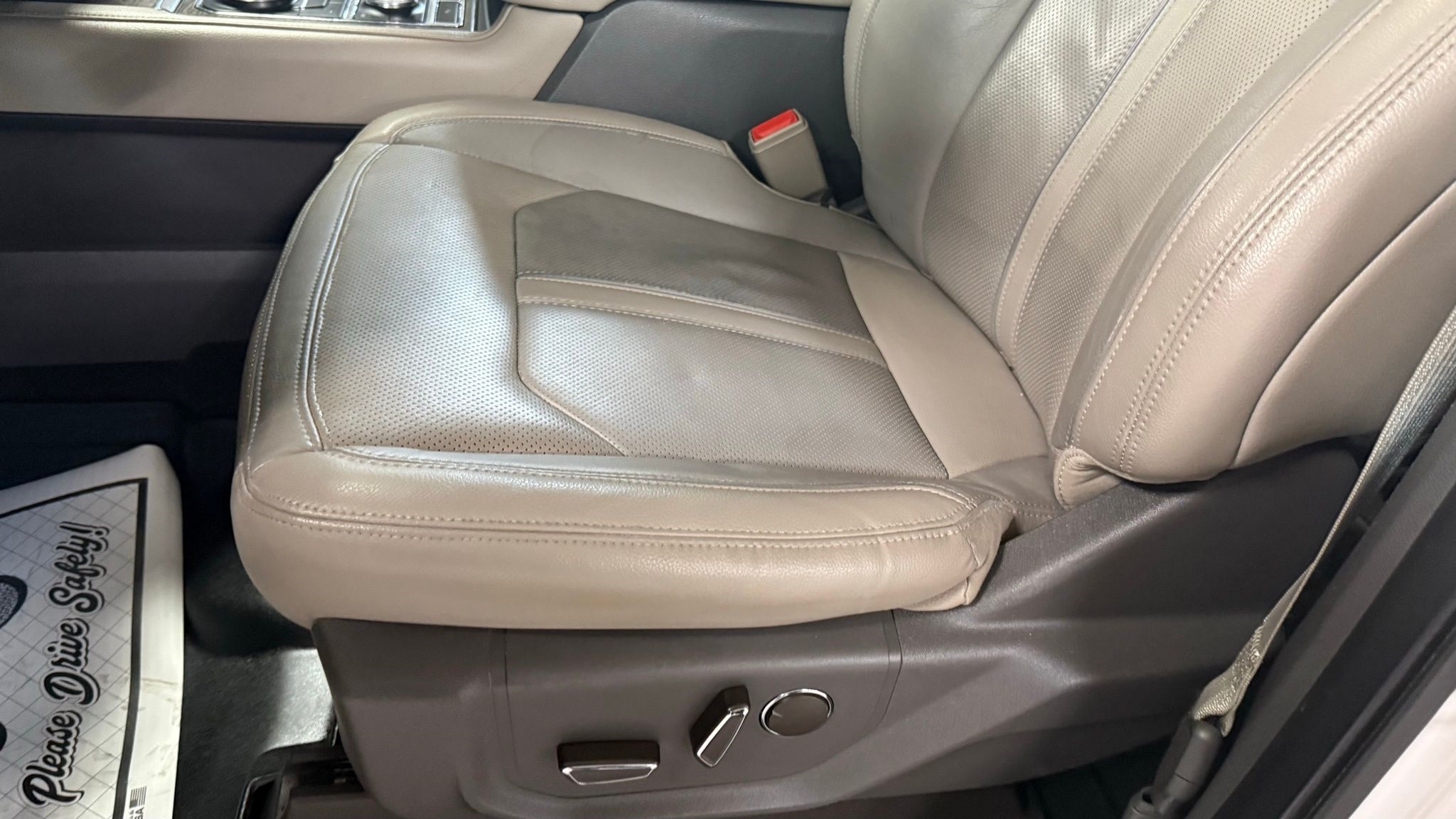 Ford Expedition  2019