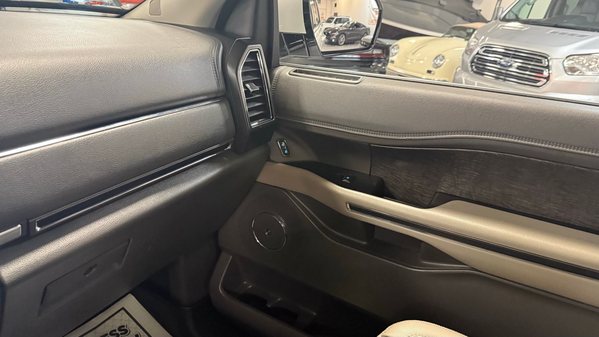 Ford Expedition  2019