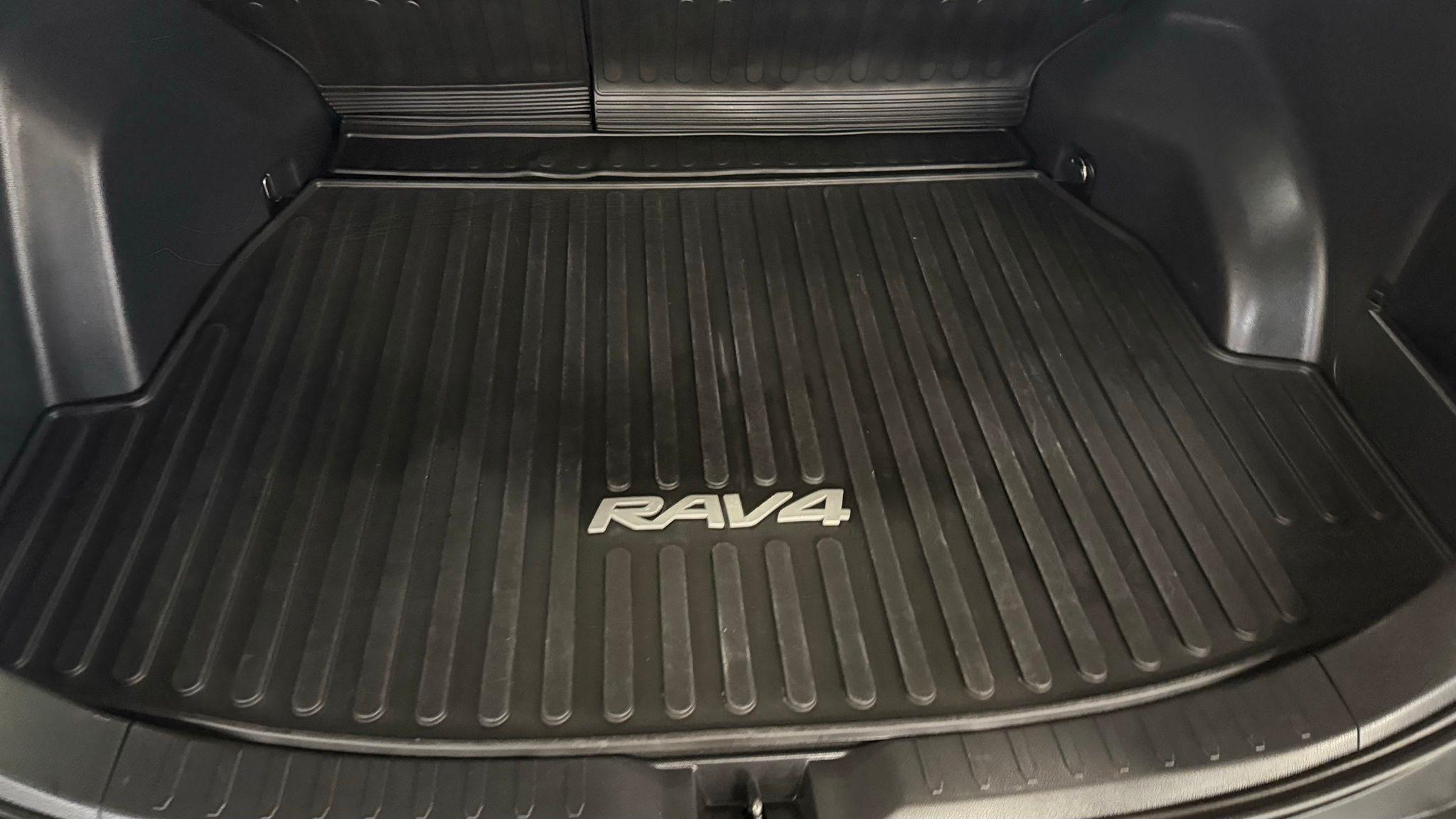 Toyota RAV4  2024