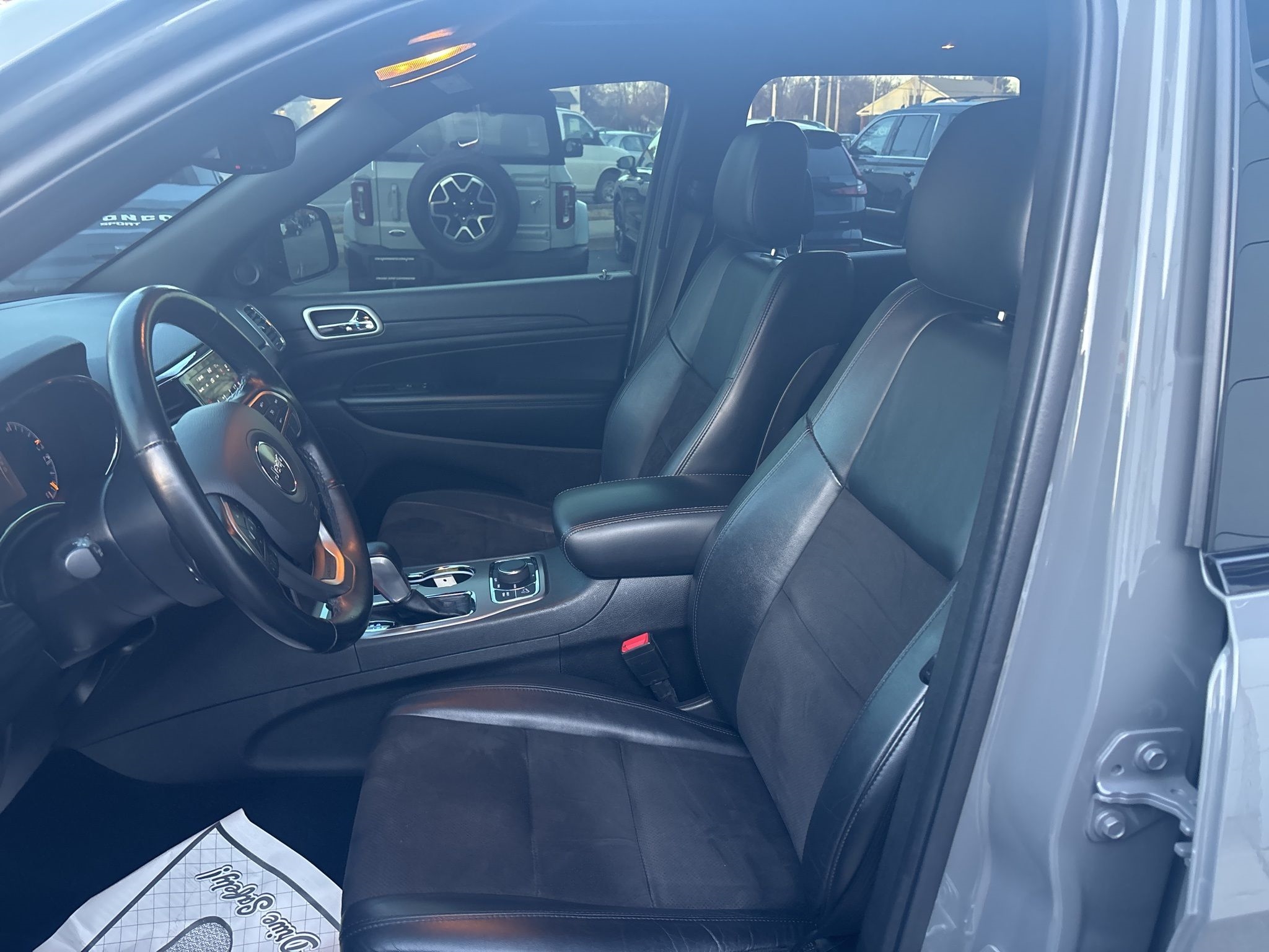 Jeep Grand Cherokee WK  2022