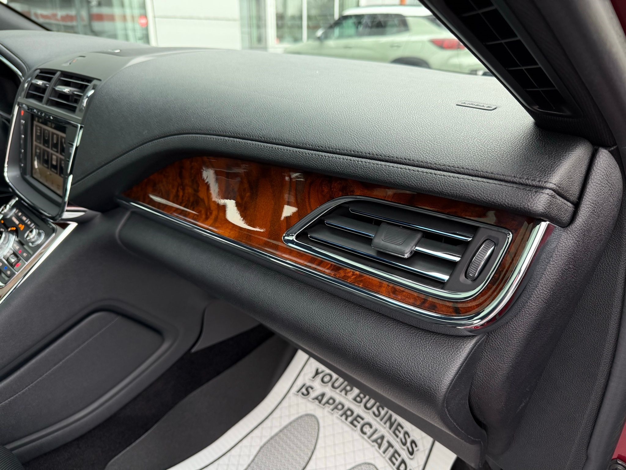 Lincoln Continental  2017