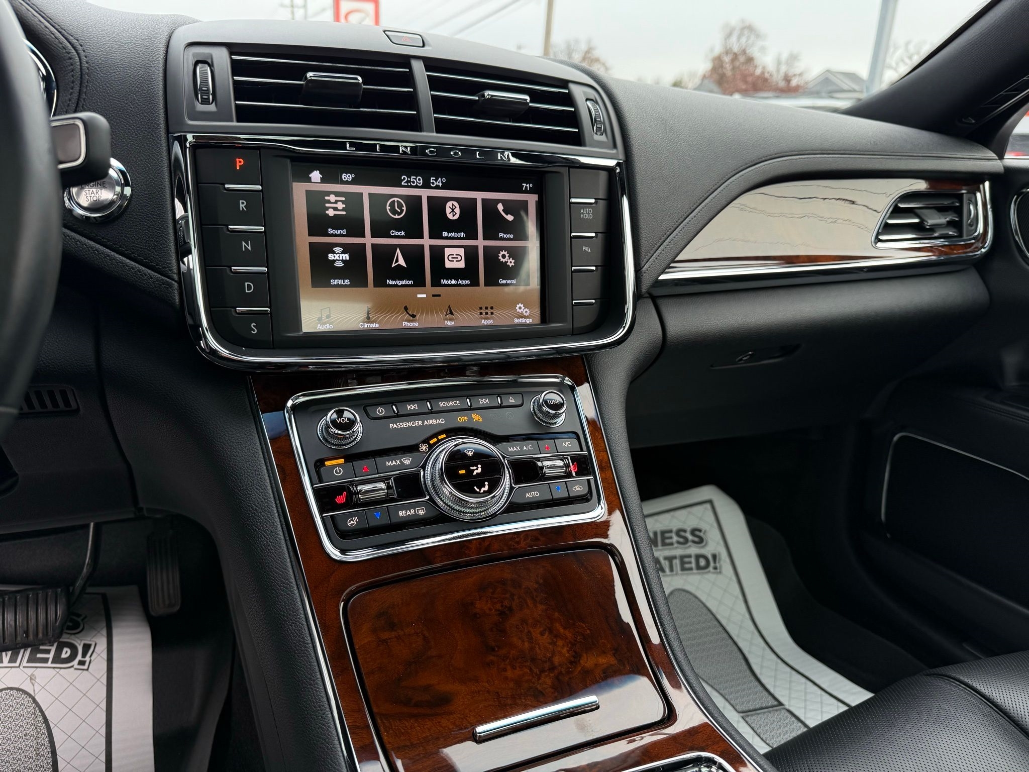 Lincoln Continental  2017