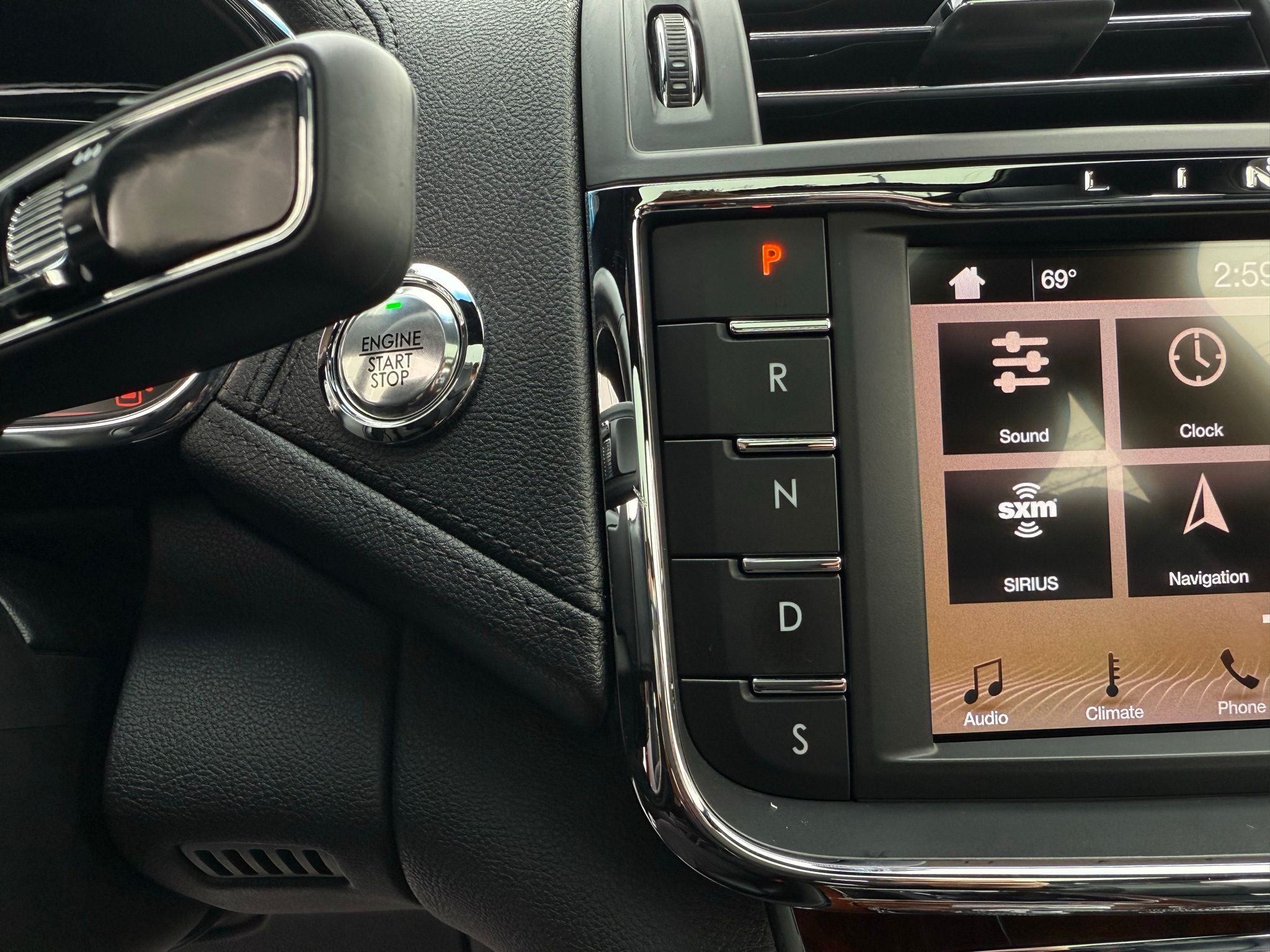 Lincoln Continental  2017