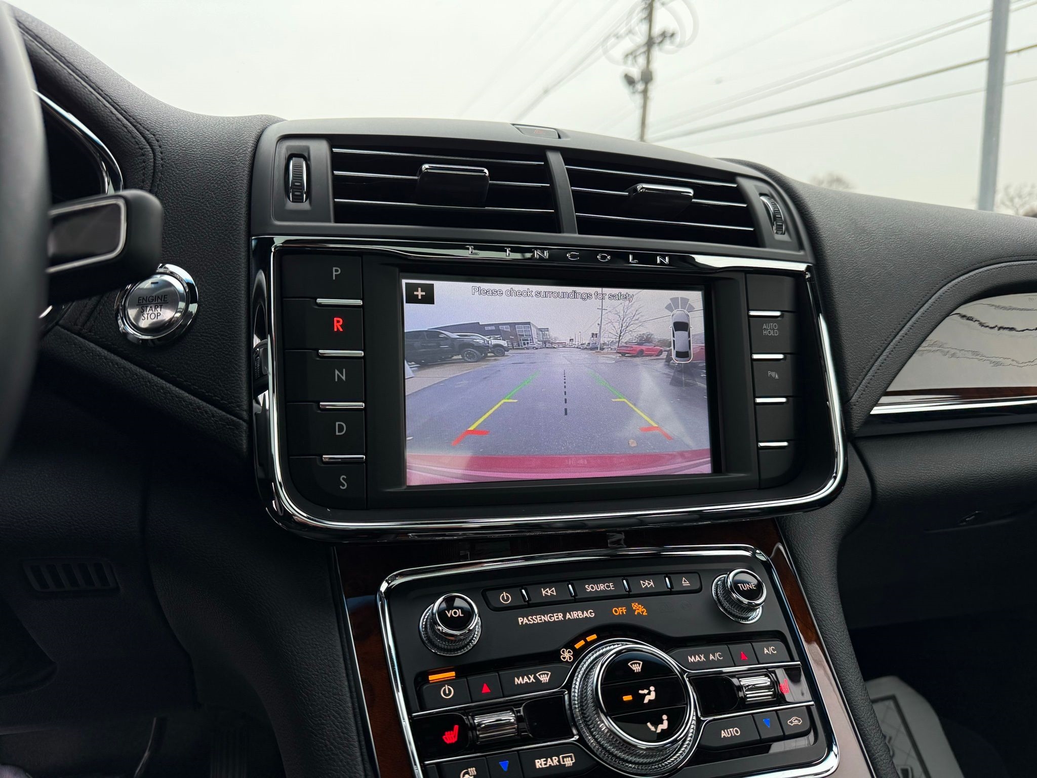 Lincoln Continental  2017