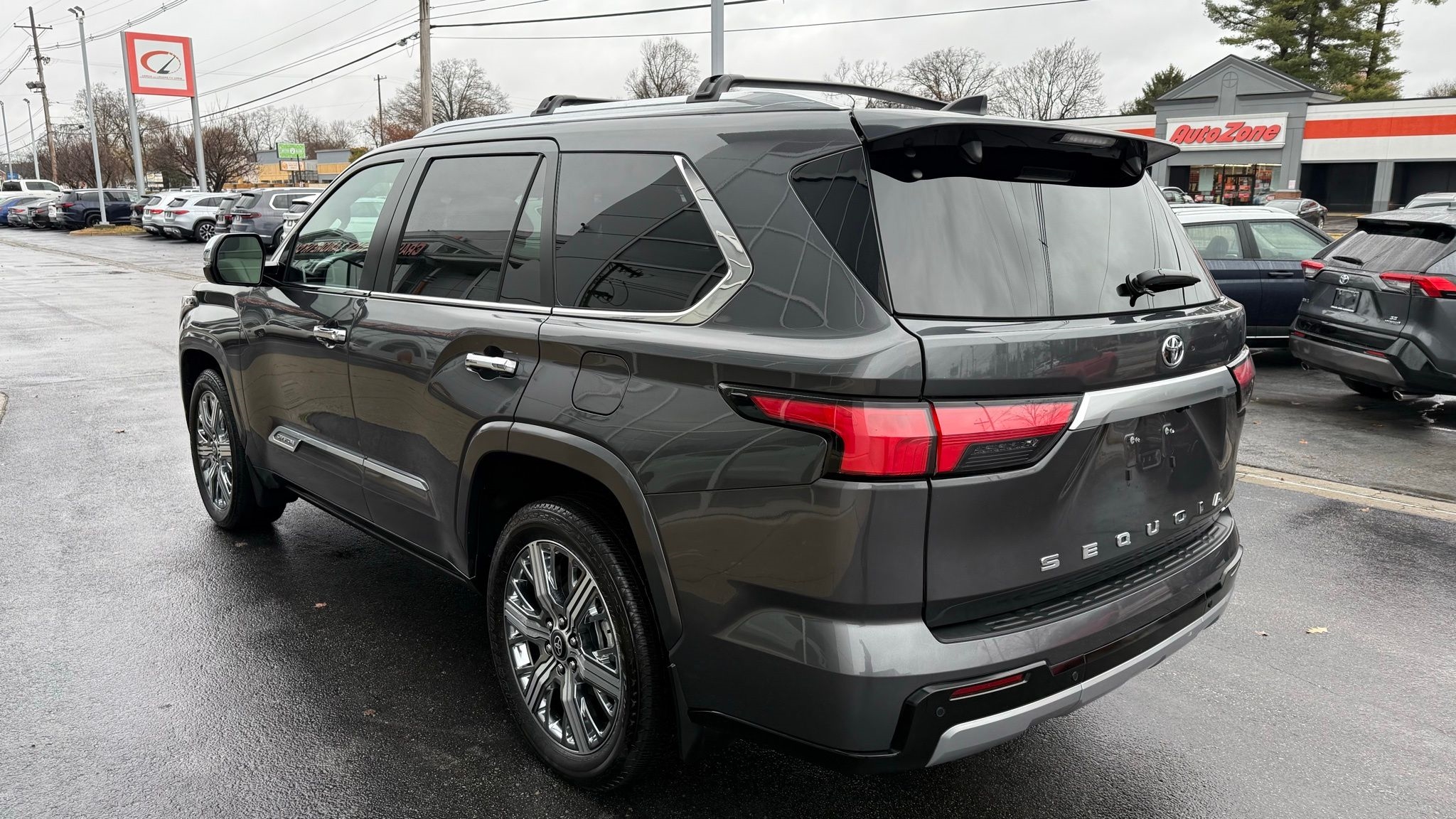 Toyota Sequoia  2025