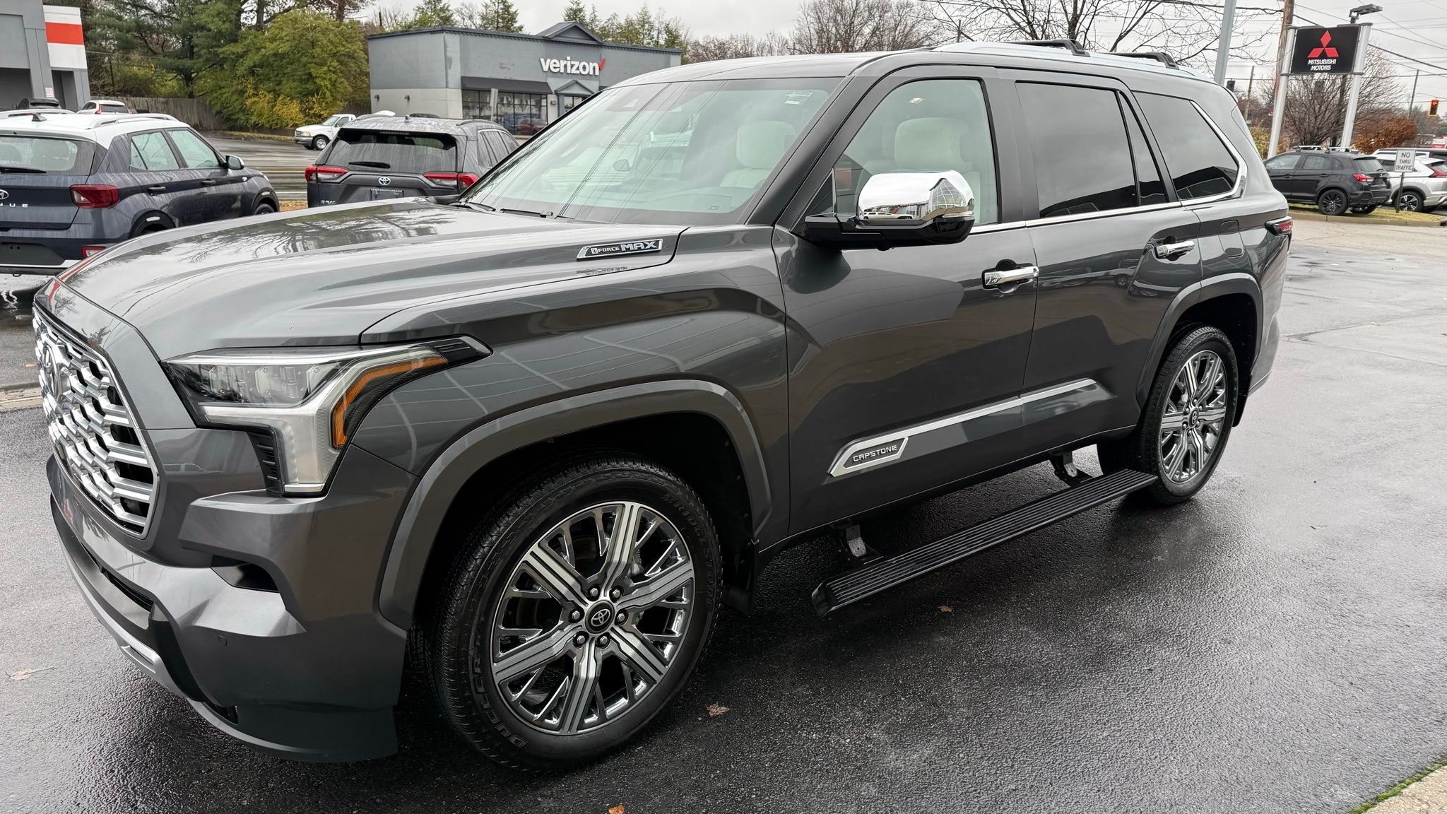 Toyota Sequoia  2025