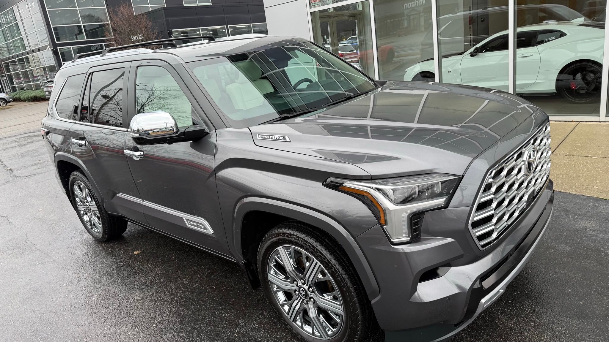 Toyota Sequoia  2025