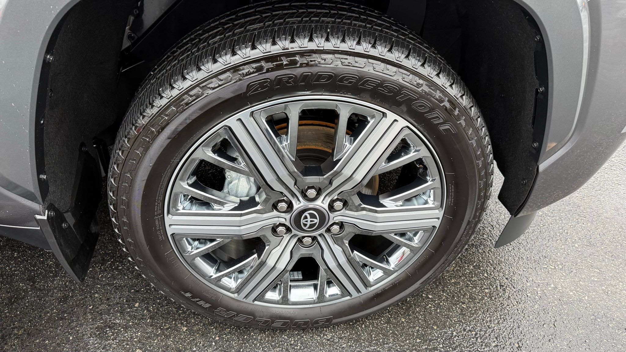 Toyota Sequoia  2025