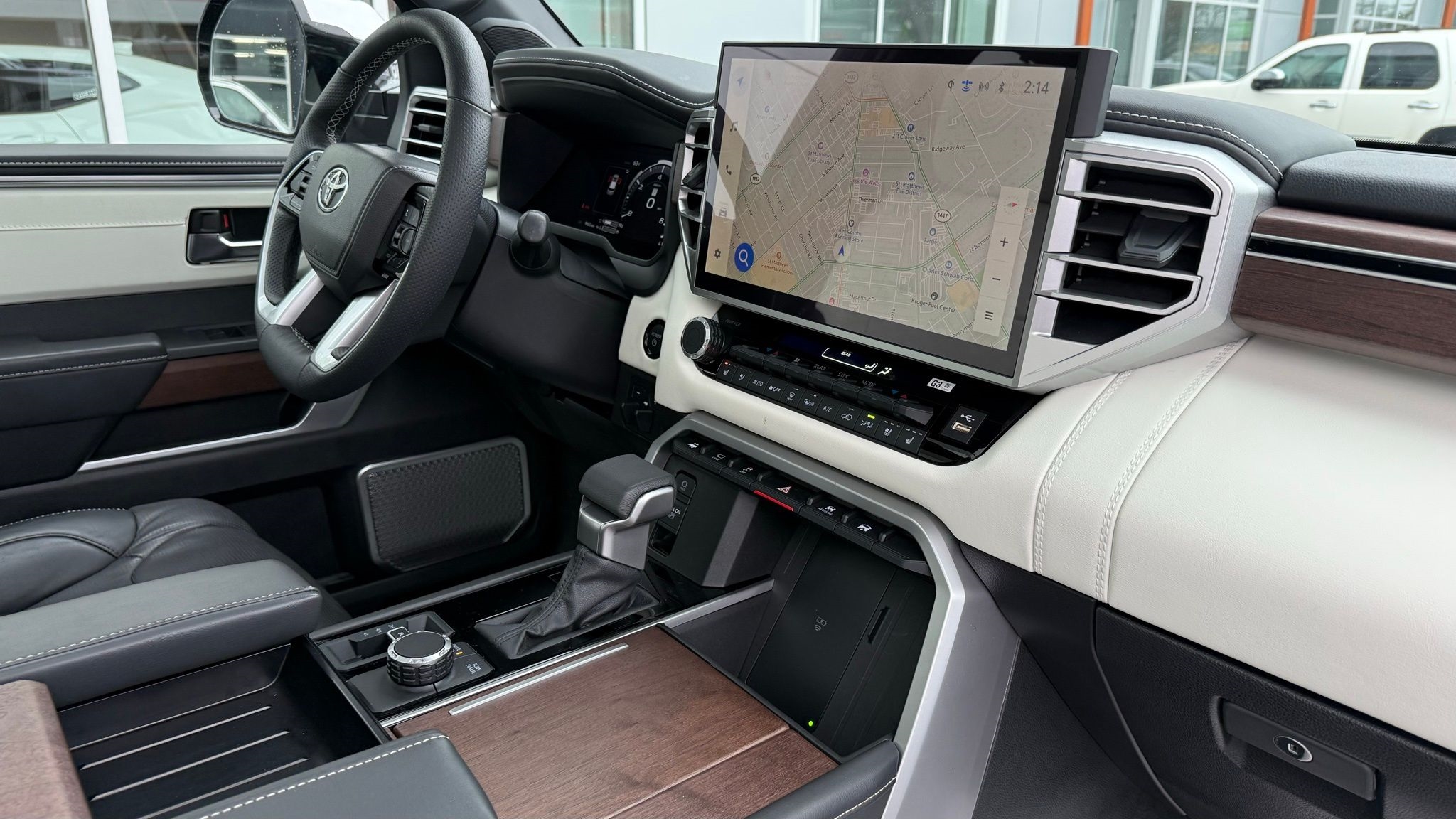 Toyota Sequoia  2025