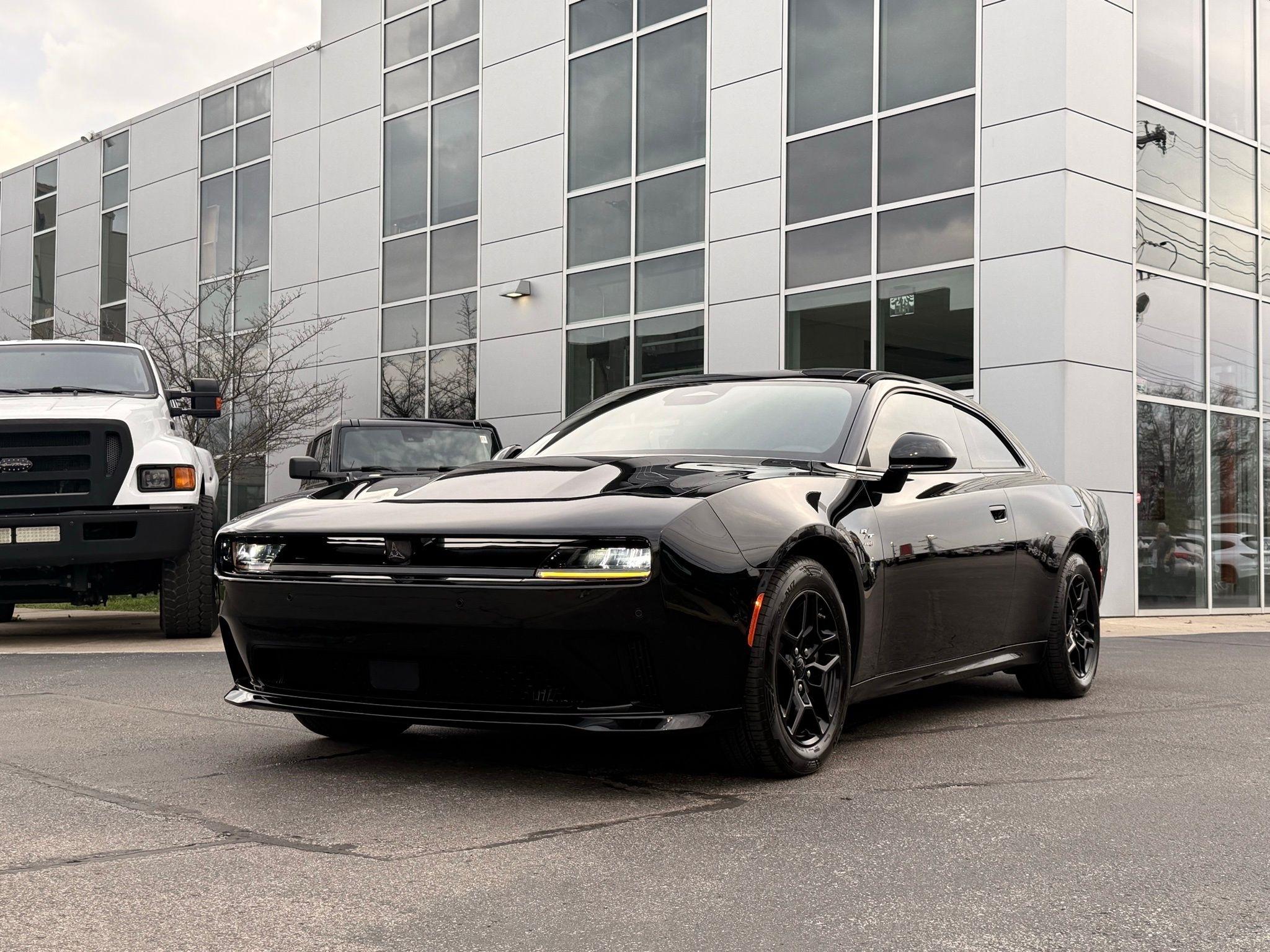 Dodge Charger  2025