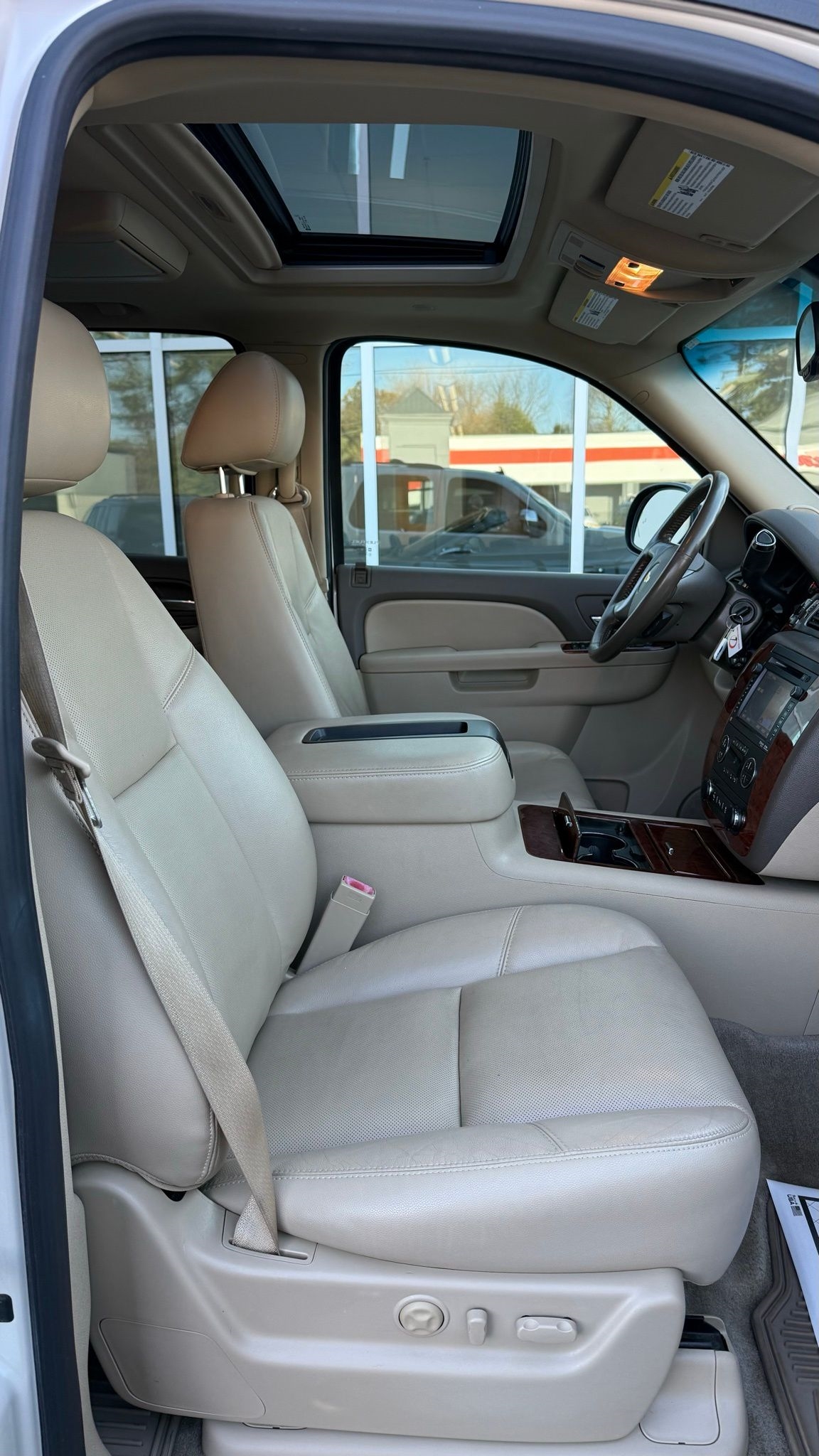 Chevrolet Tahoe  2014