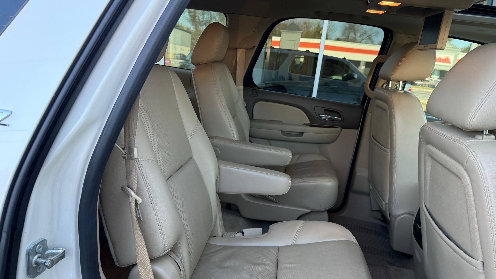 Chevrolet Tahoe  2014