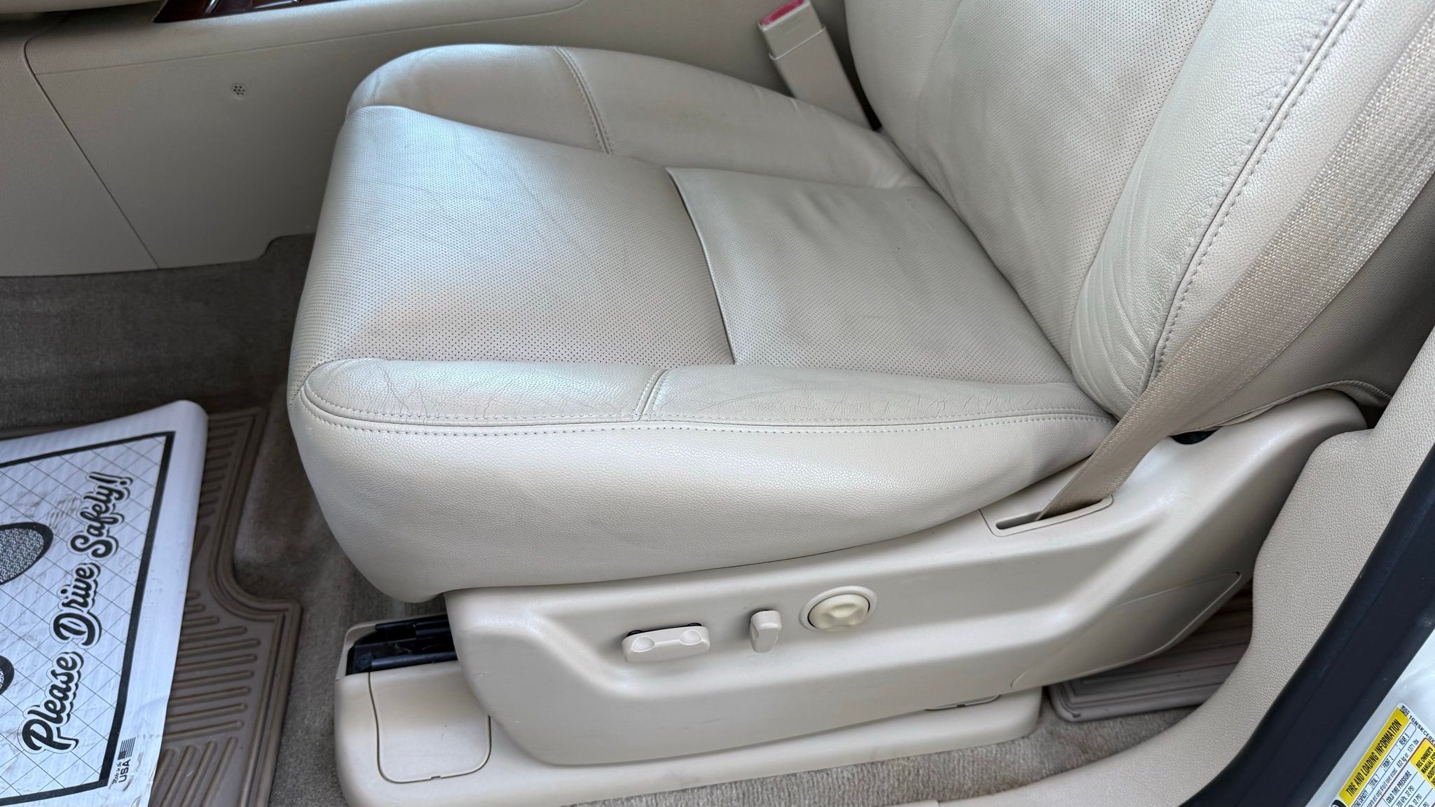 Chevrolet Tahoe  2014