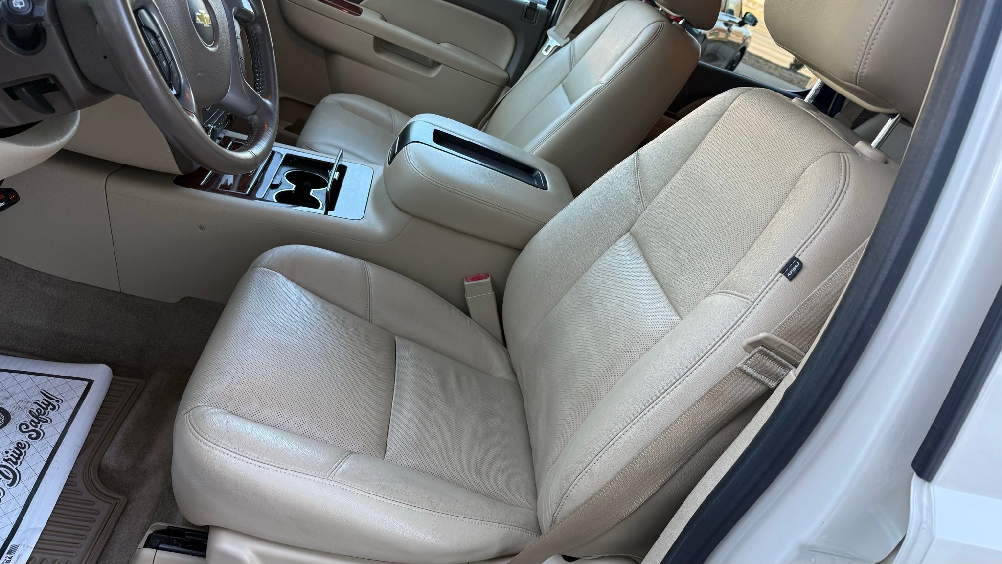 Chevrolet Tahoe  2014