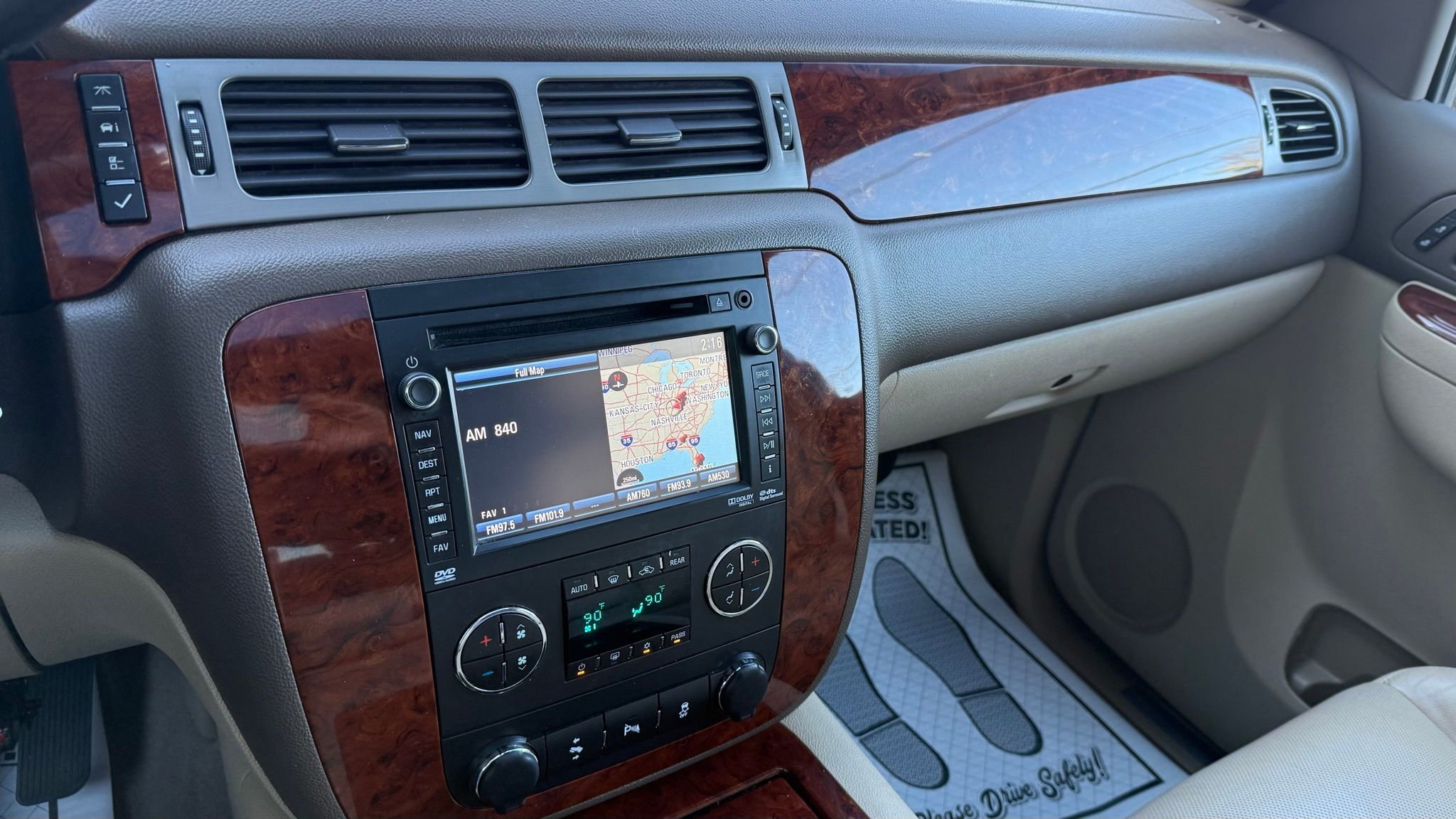 Chevrolet Tahoe  2014