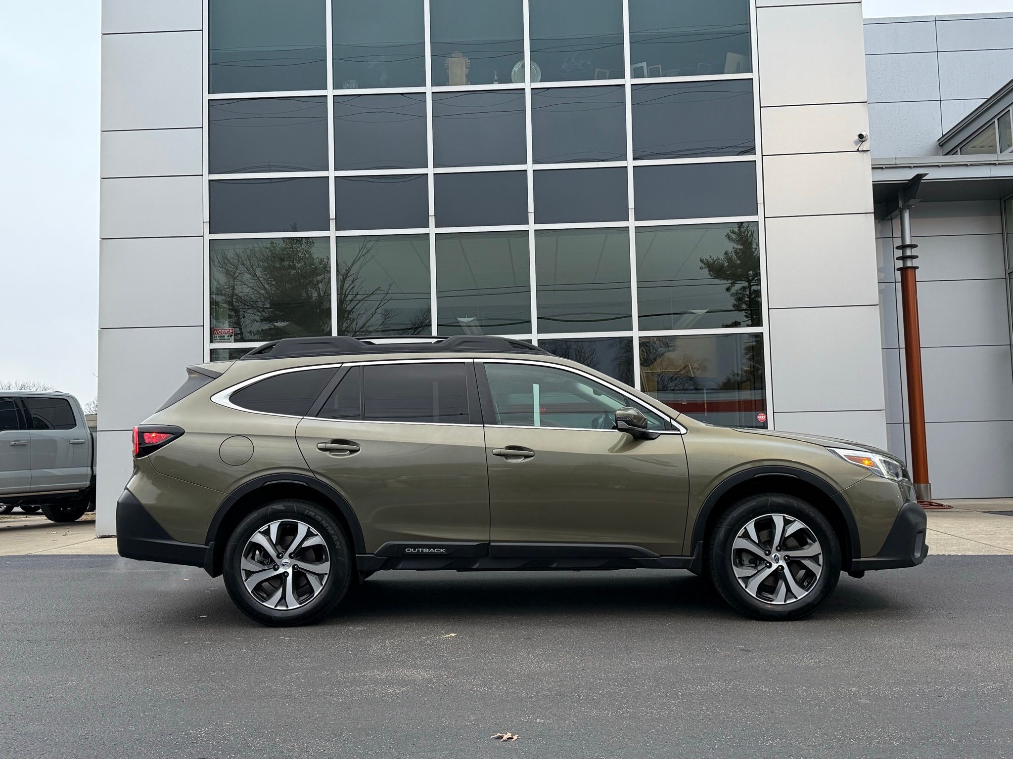 Subaru Outback  2021