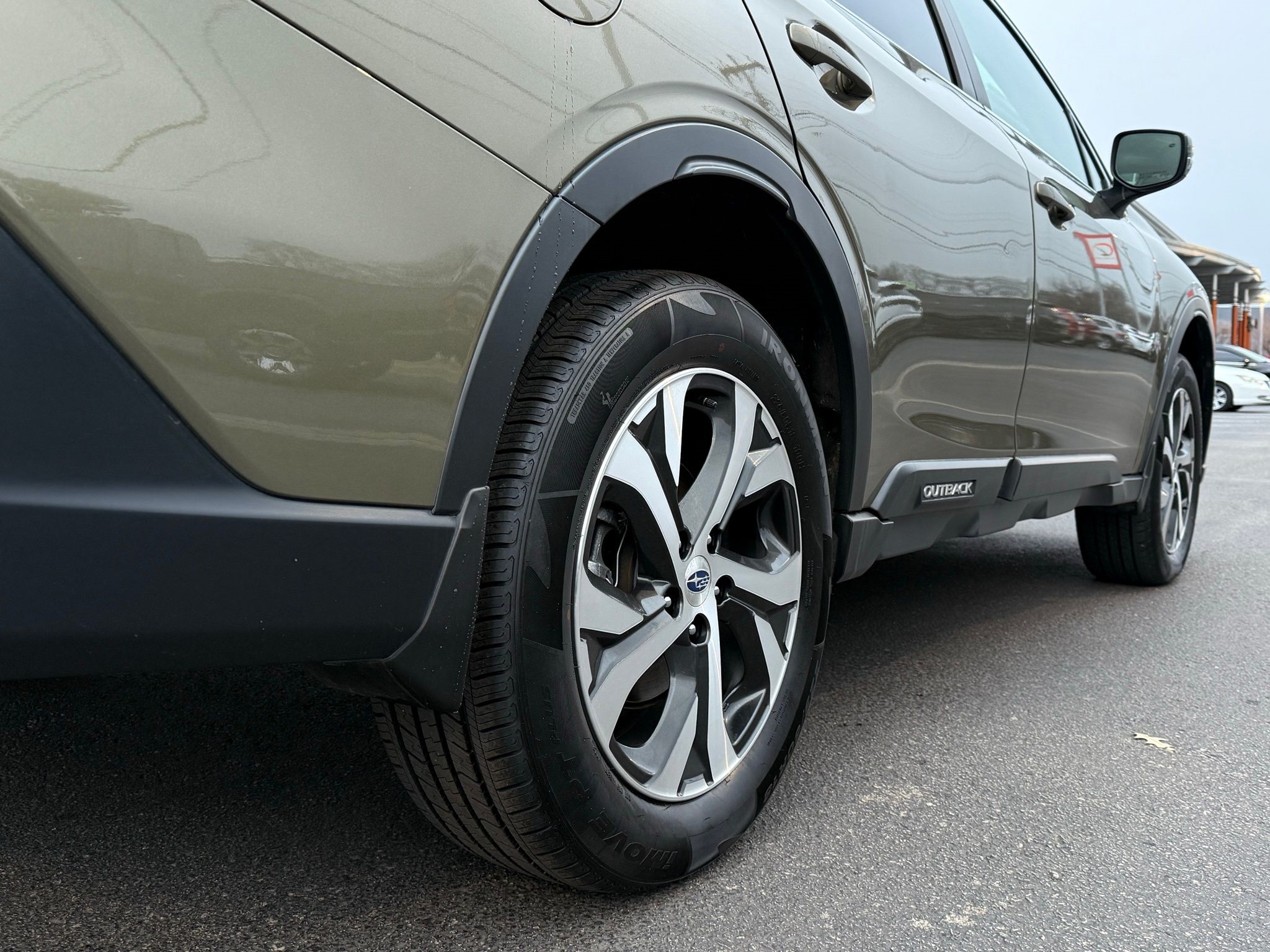 Subaru Outback  2021