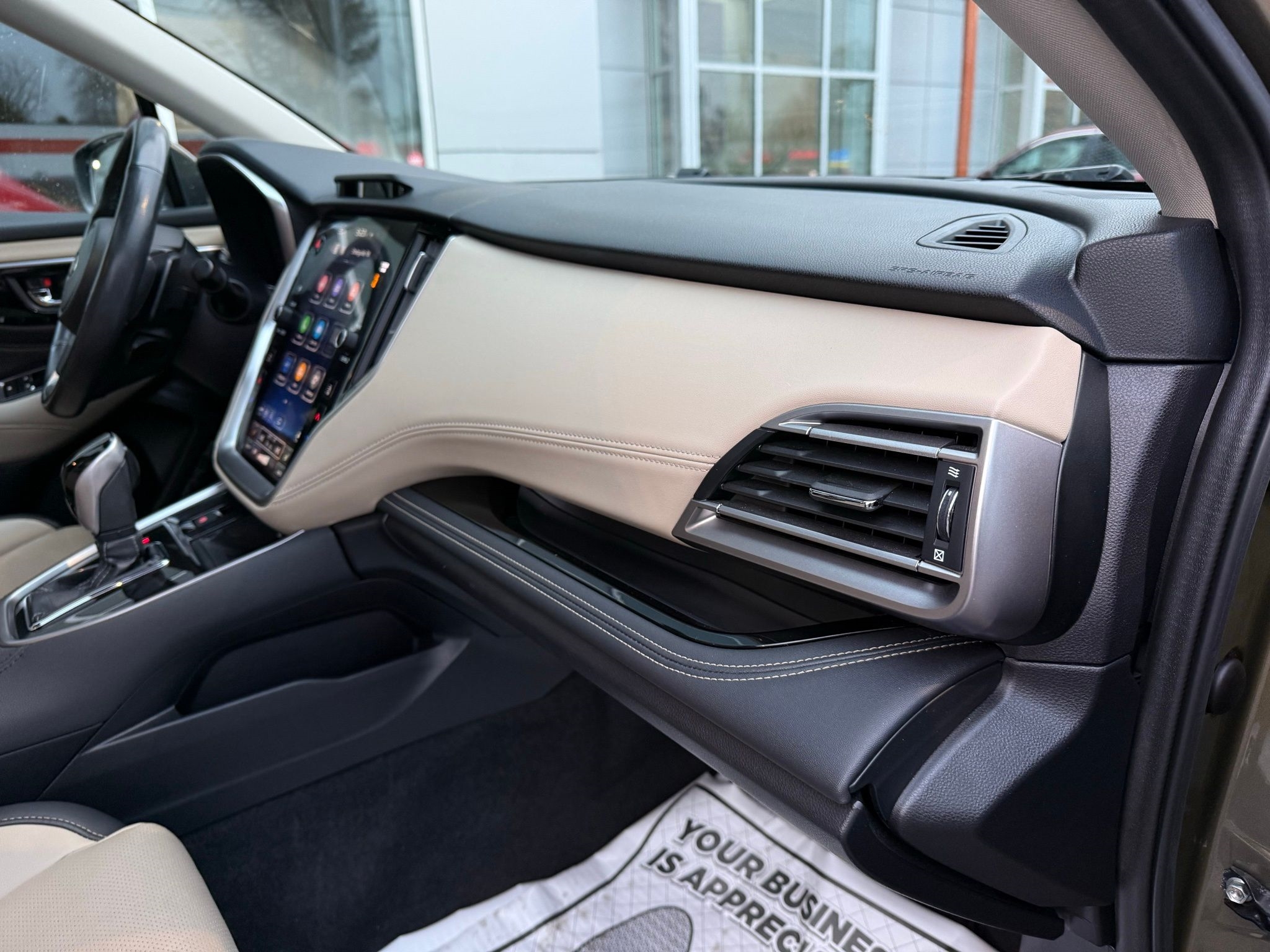 Subaru Outback  2021