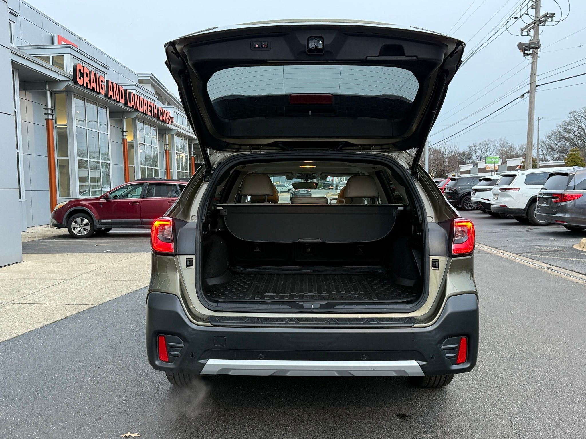 Subaru Outback  2021