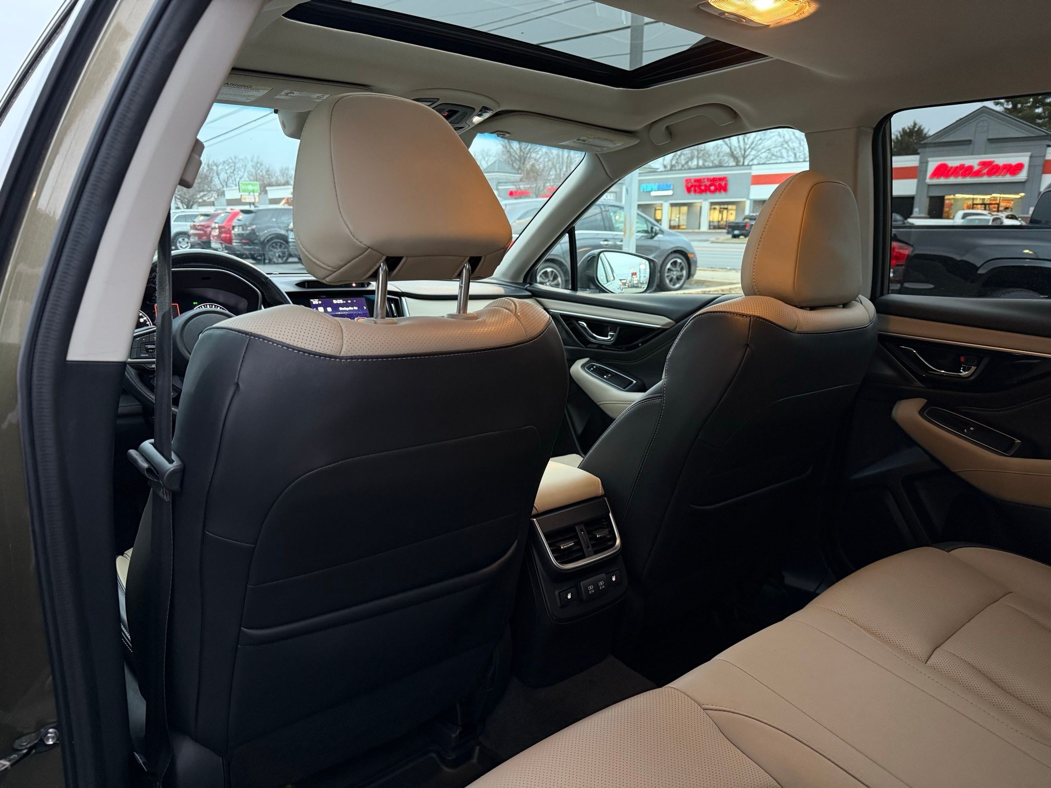 Subaru Outback  2021