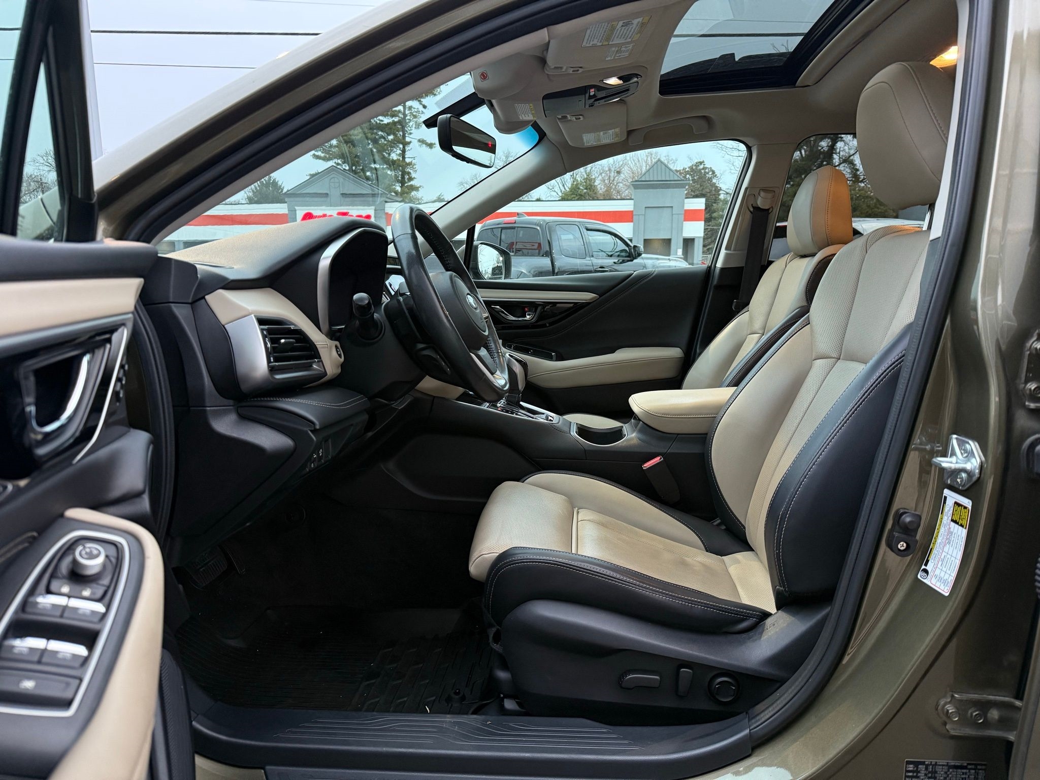 Subaru Outback  2021